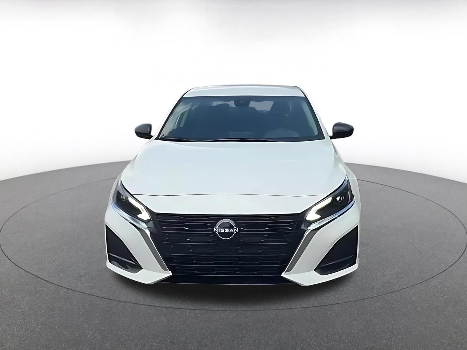 Thumbnail: 2025 Nissan Altima - 4