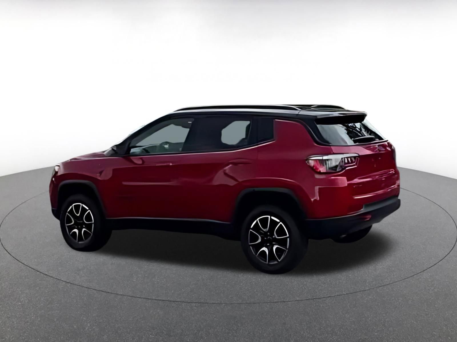 Thumbnail: 2025 Jeep Compass - 16