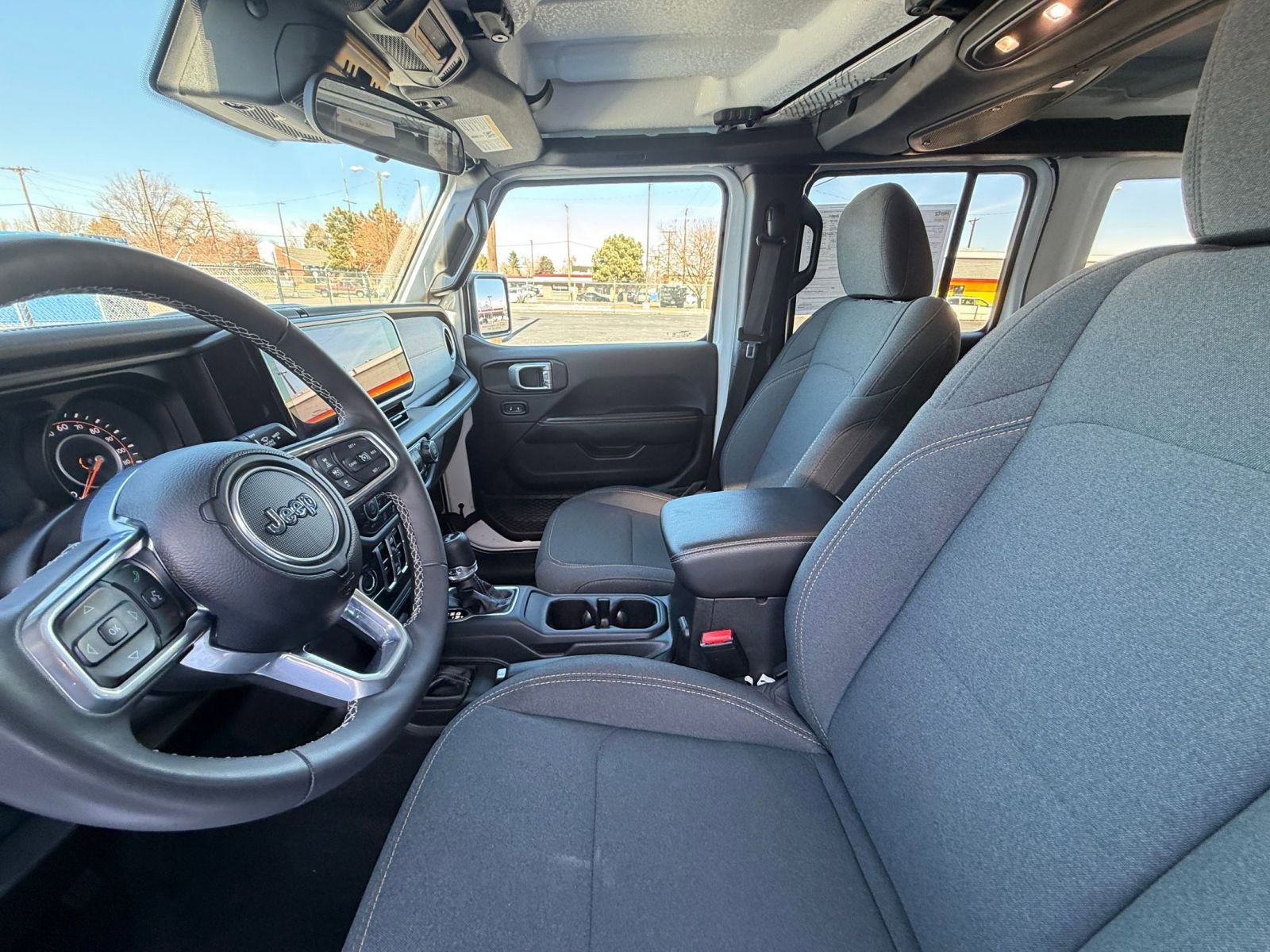 Thumbnail: 2025 Jeep Wrangler - 27