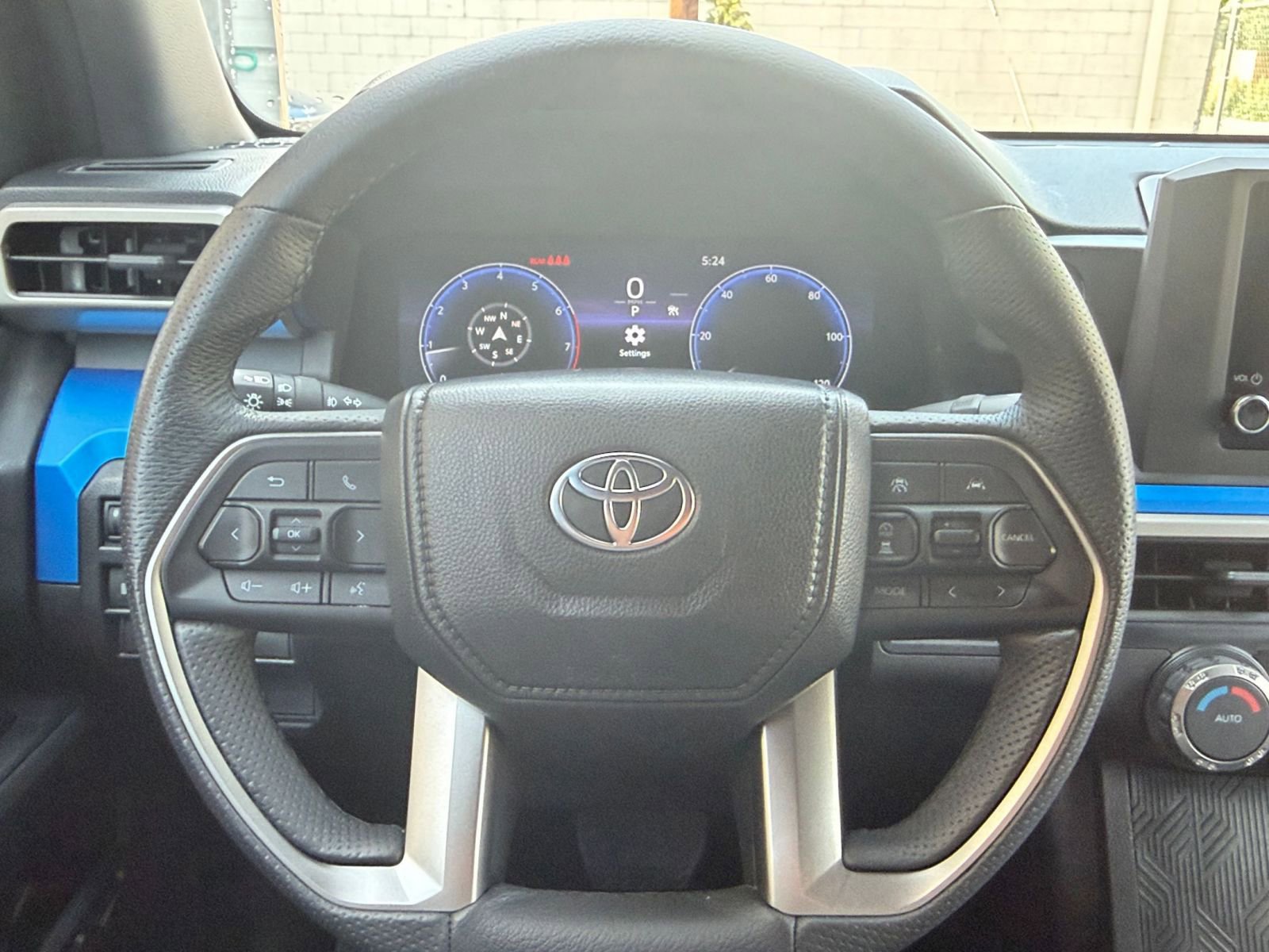 Thumbnail: 2025 Toyota Tacoma - 25
