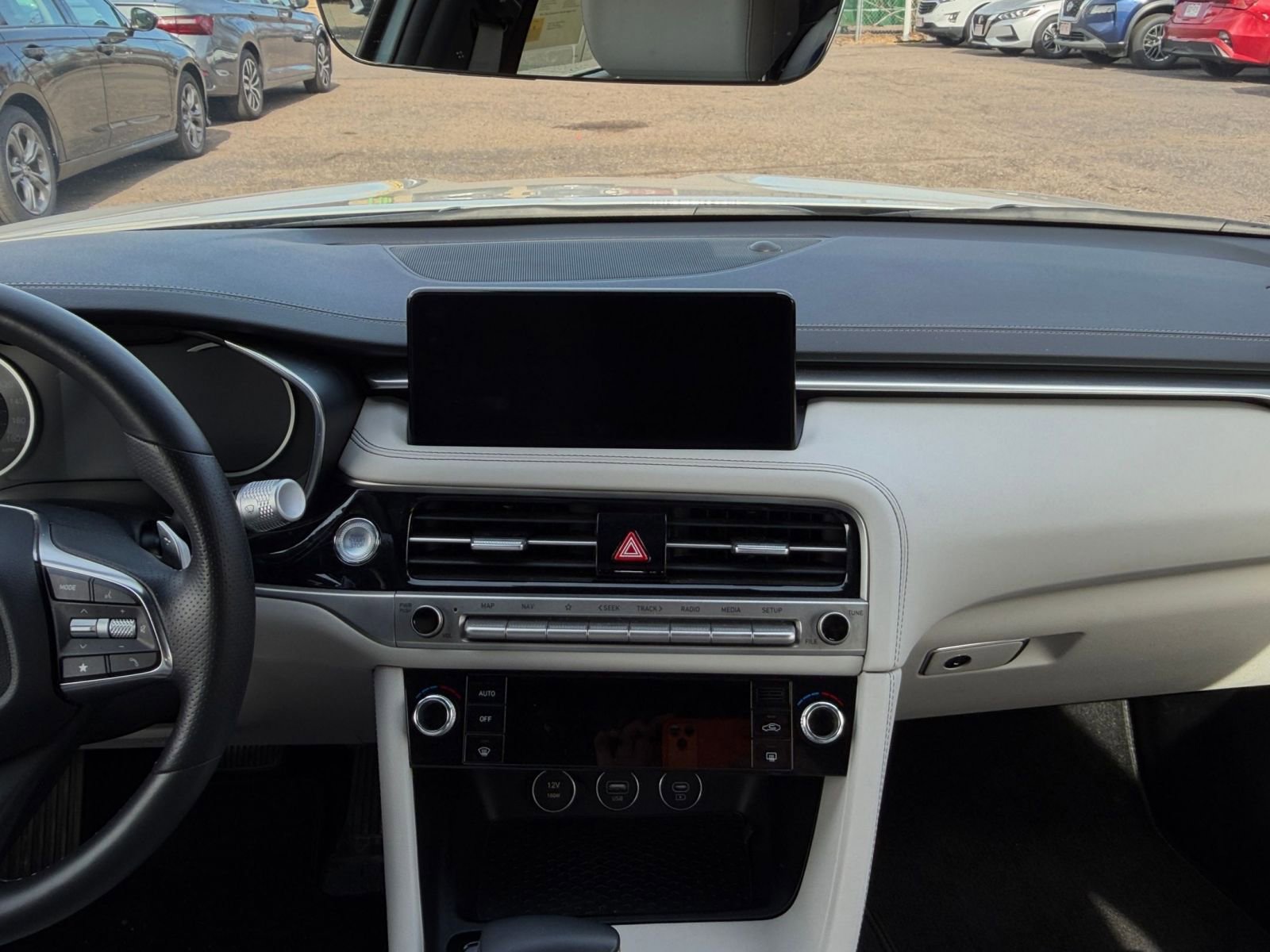 Thumbnail: 2025 Genesis G70 - 17