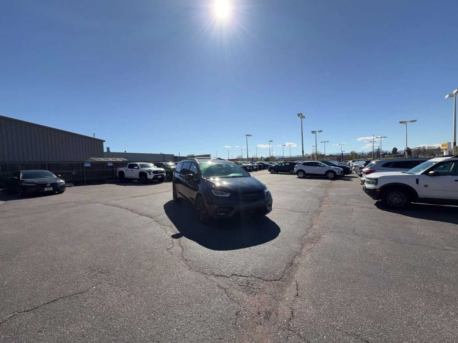 Thumbnail: 2025 Chrysler Pacifica - 14