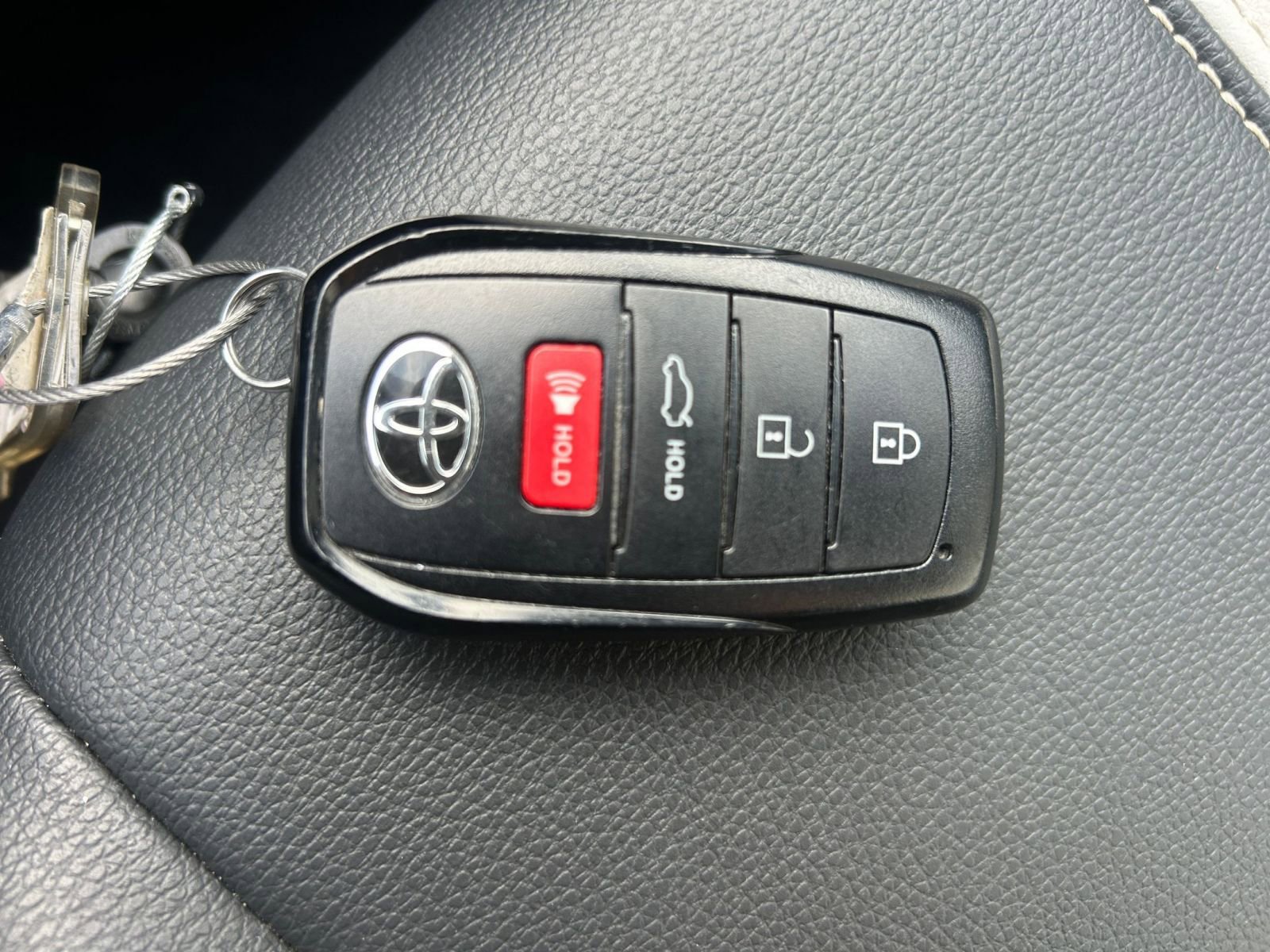 Thumbnail: 2025 Toyota Camry - 21