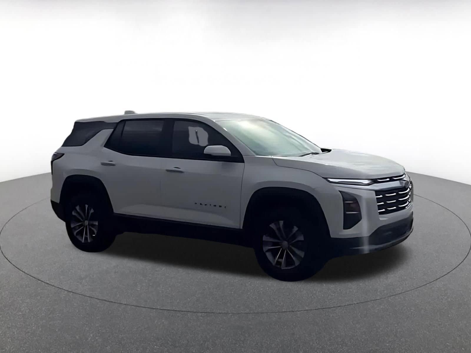 Thumbnail: 2025 Chevrolet Equinox - 2