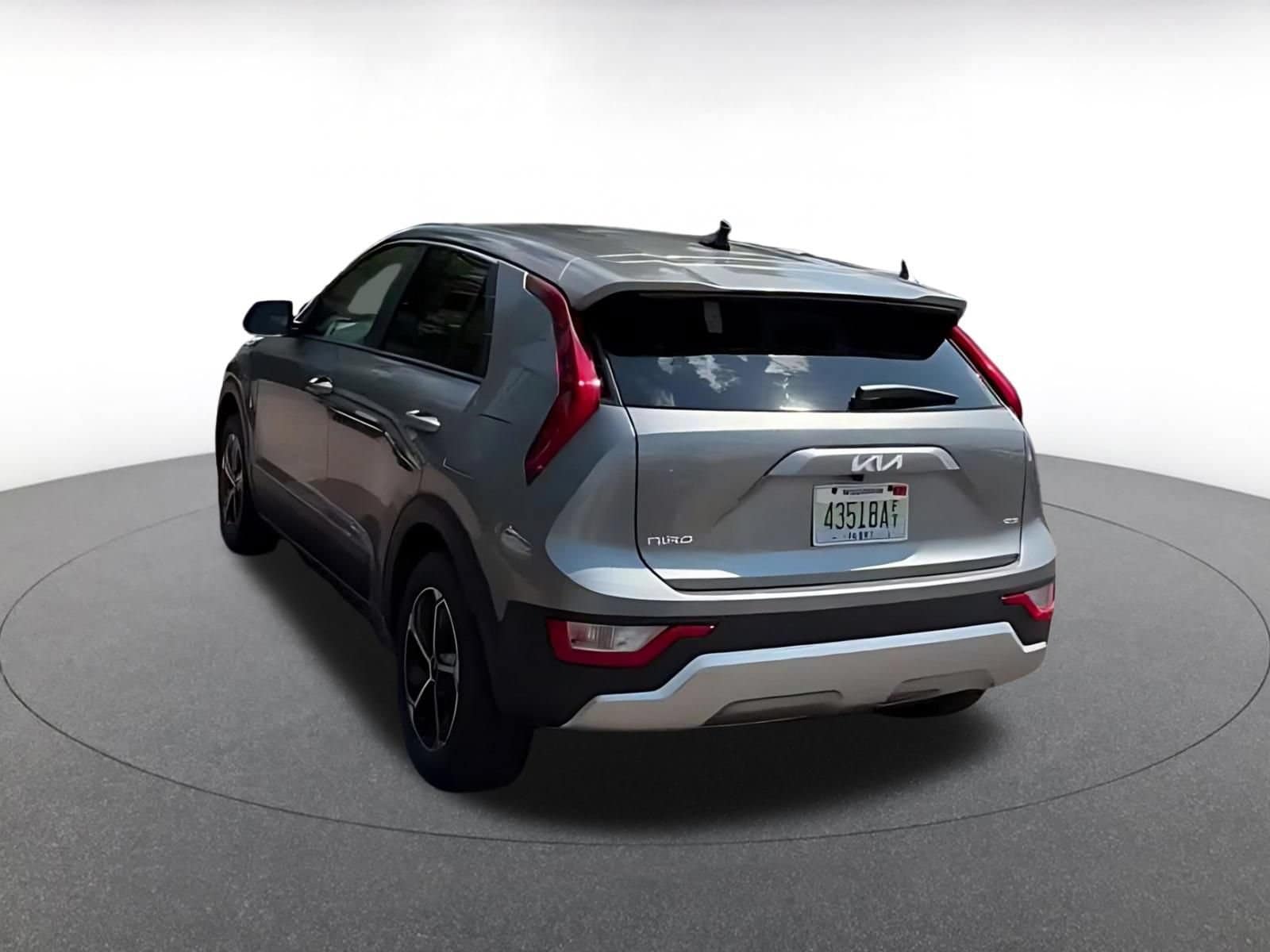 Thumbnail: 2026 Kia Niro - 11