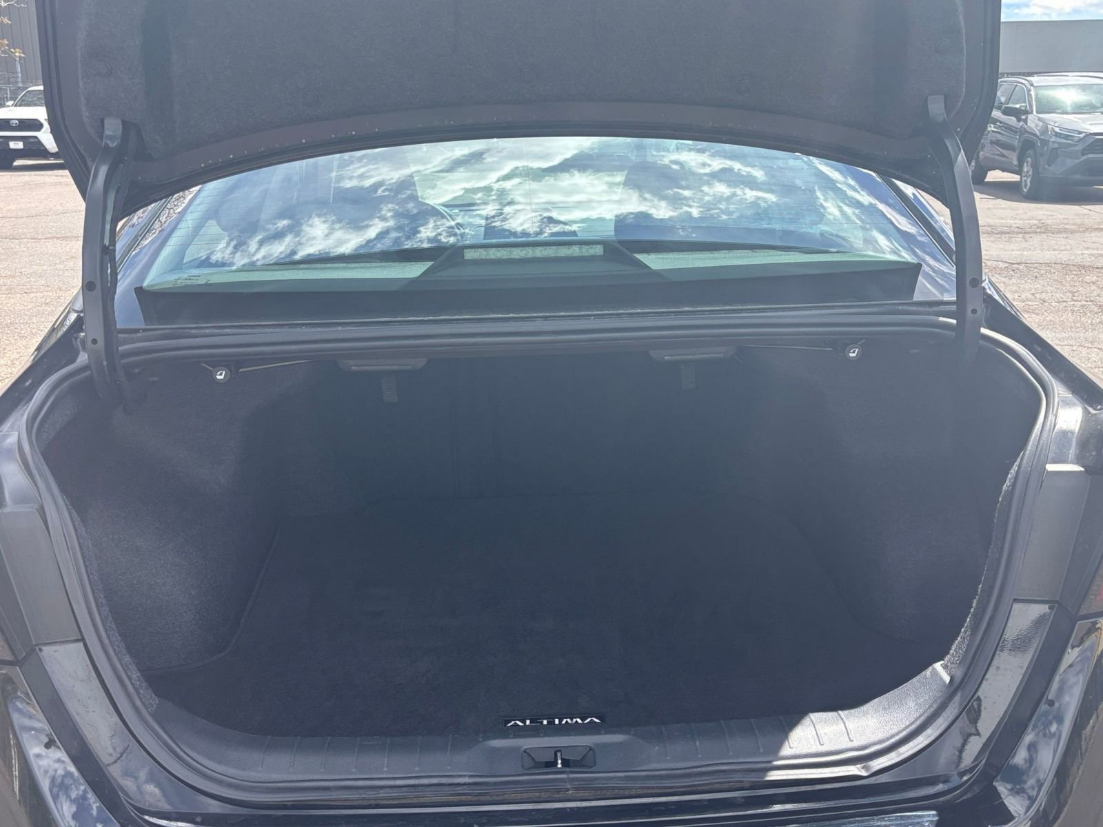 Thumbnail: 2025 Nissan Altima - 29