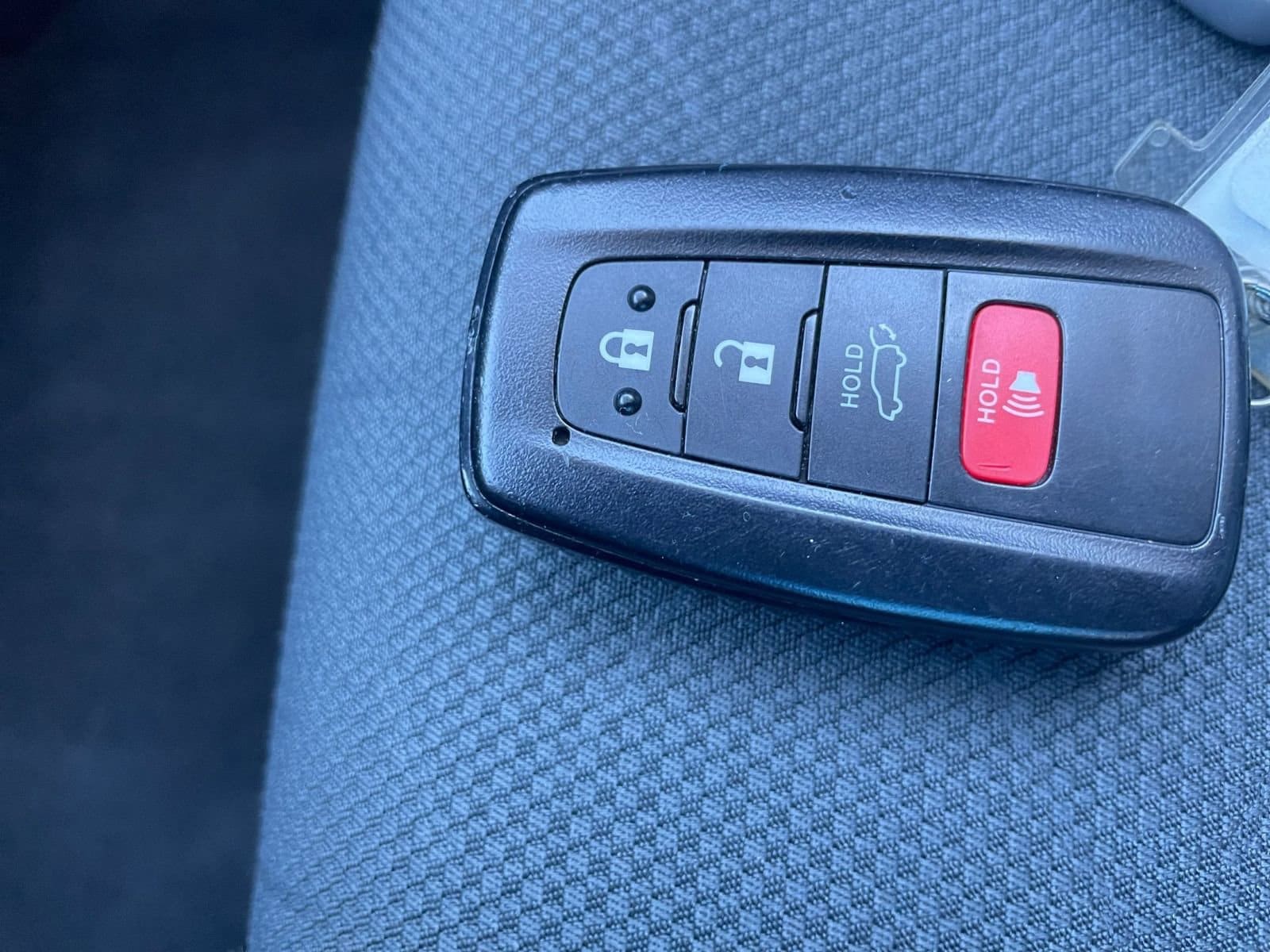 Thumbnail: 2025 Toyota RAV4 - 22