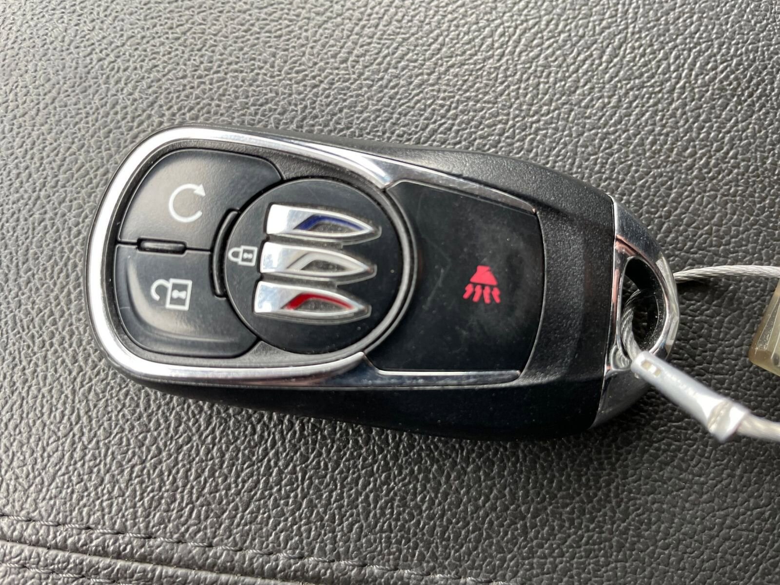 Thumbnail: 2025 Buick Encore GX - 21