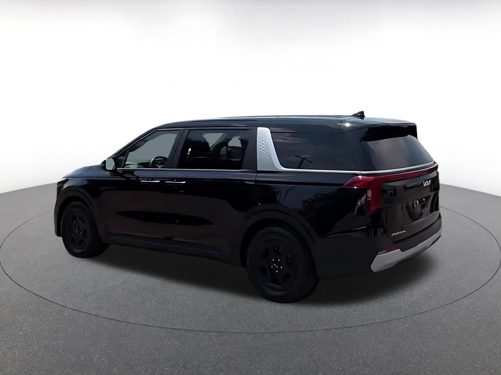 Thumbnail: 2026 Kia Carnival - 14