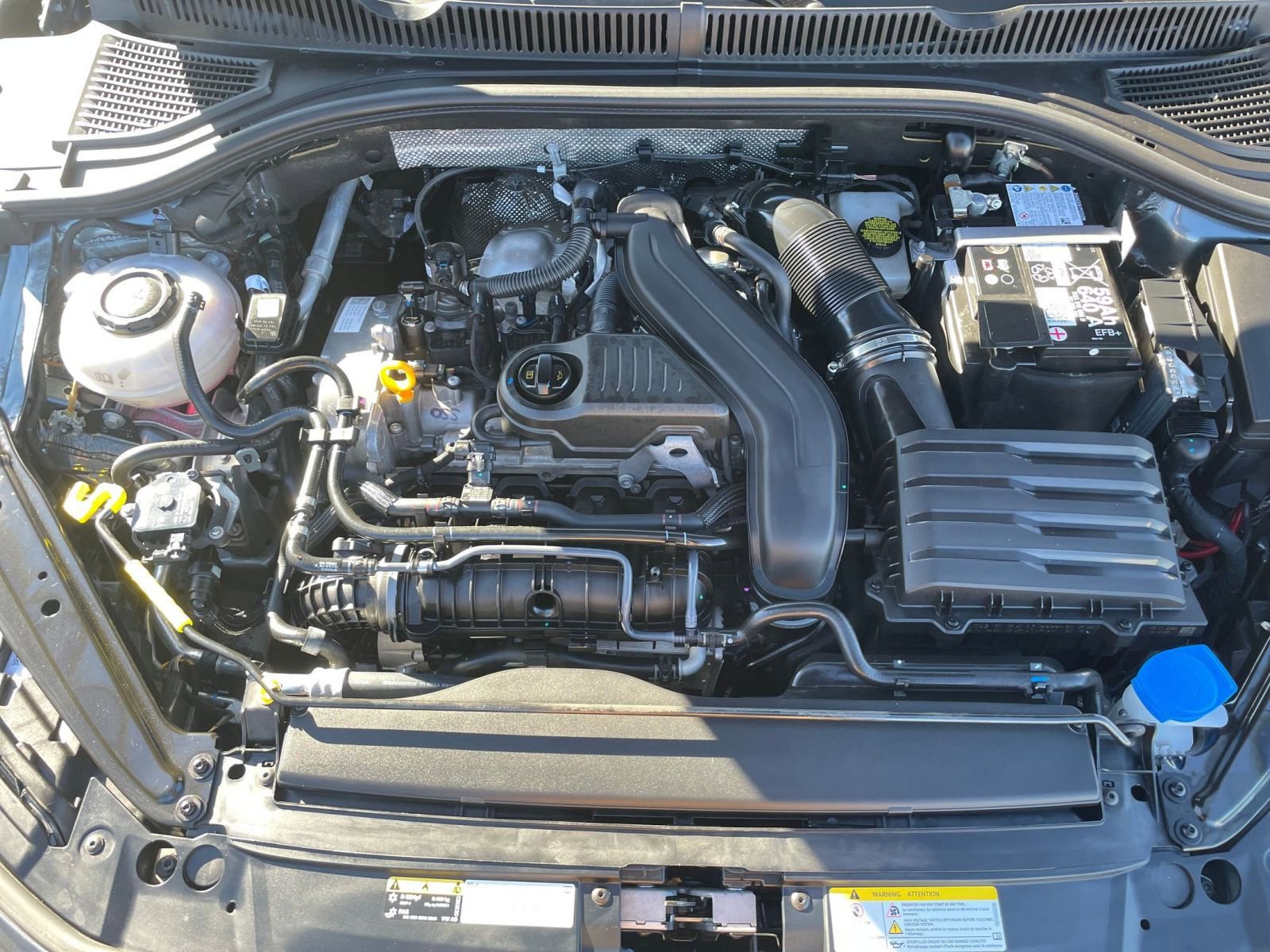 Thumbnail: 2025 Volkswagen Jetta - 32