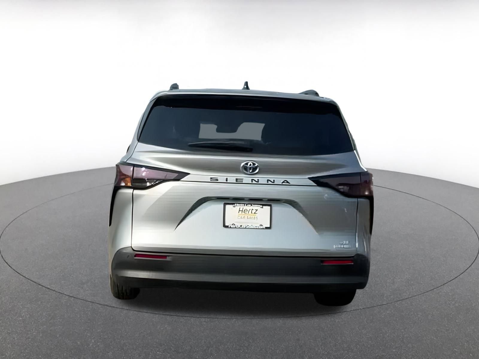 Thumbnail: 2024 Toyota Sienna - 11