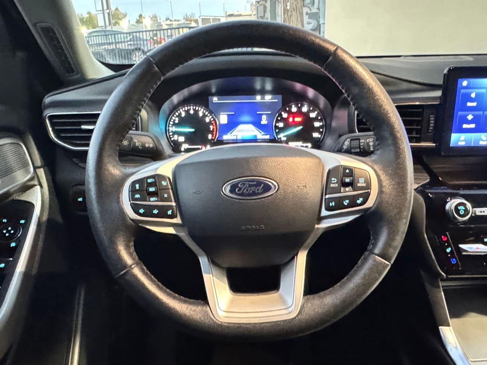 Thumbnail: 2024 Ford Explorer - 28