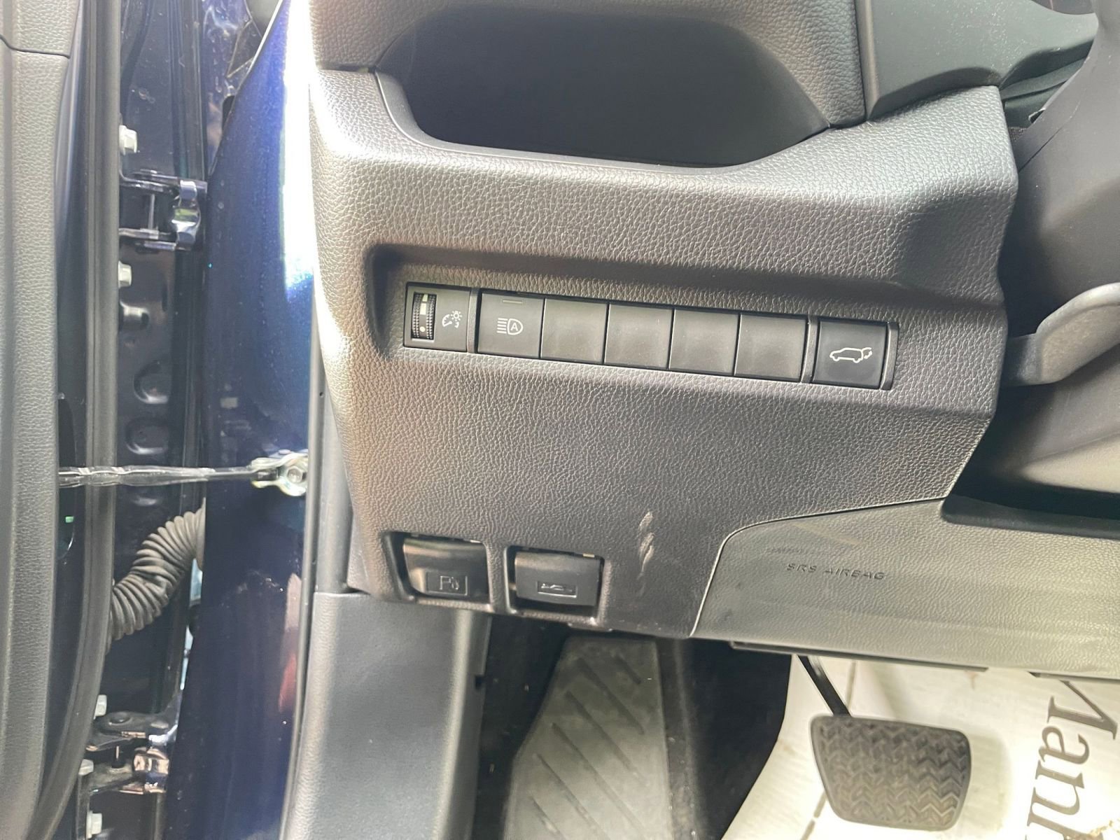 Thumbnail: 2025 Toyota RAV4 - 34