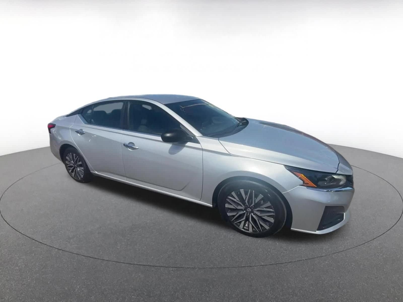 Thumbnail: 2025 Nissan Altima - 2