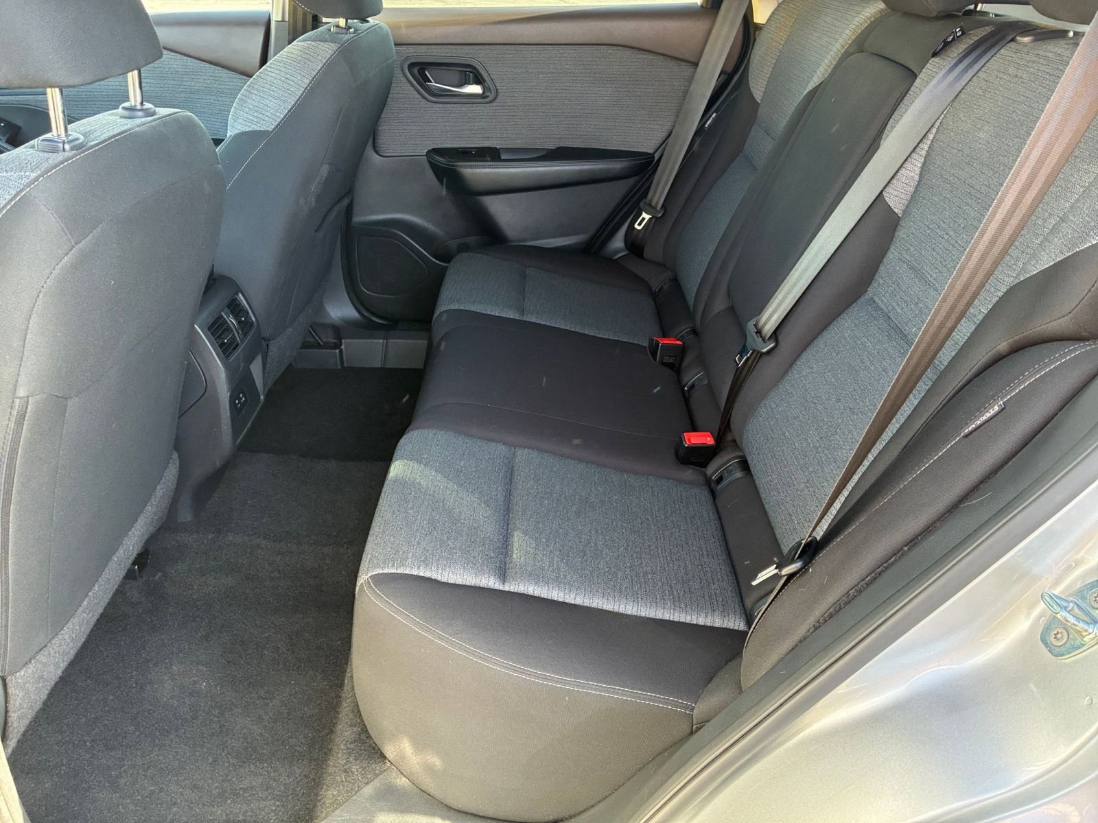 Thumbnail: 2023 Nissan Rogue - 28