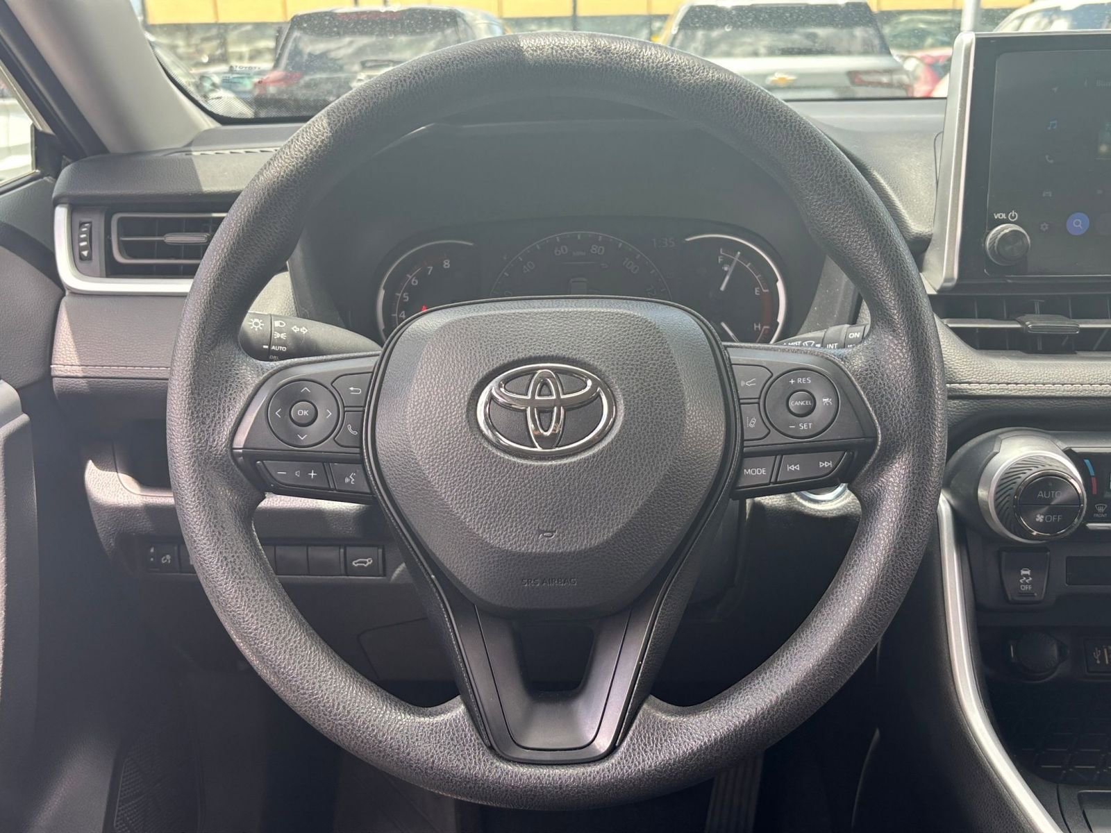 Thumbnail: 2025 Toyota RAV4 - 27