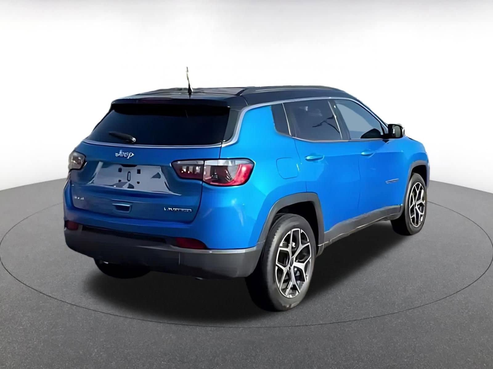 Thumbnail: 2025 Jeep Compass - 10