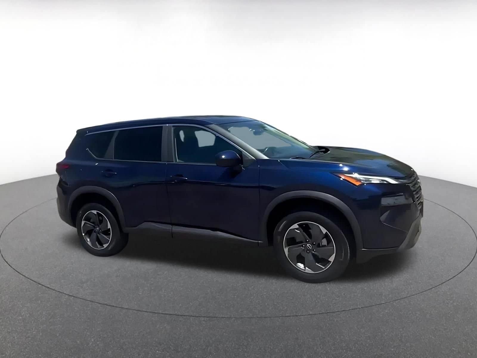 Thumbnail: 2025 Nissan Rogue - 2