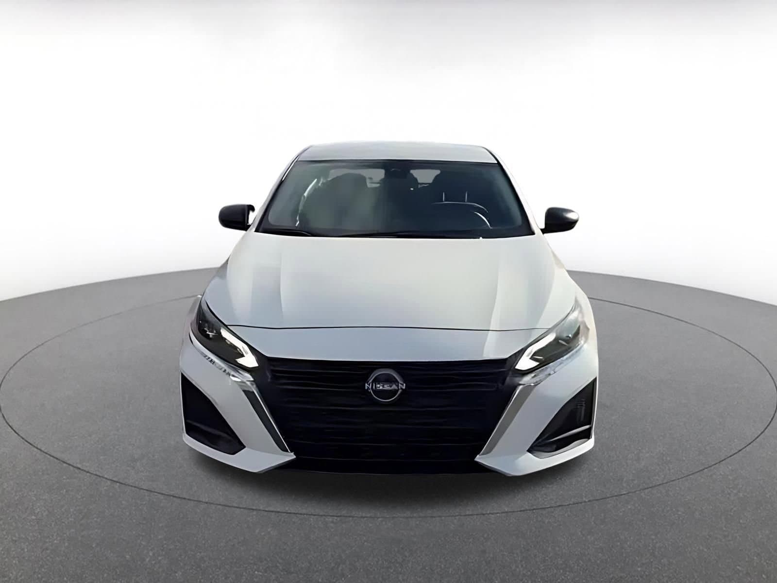 Thumbnail: 2025 Nissan Altima - 2