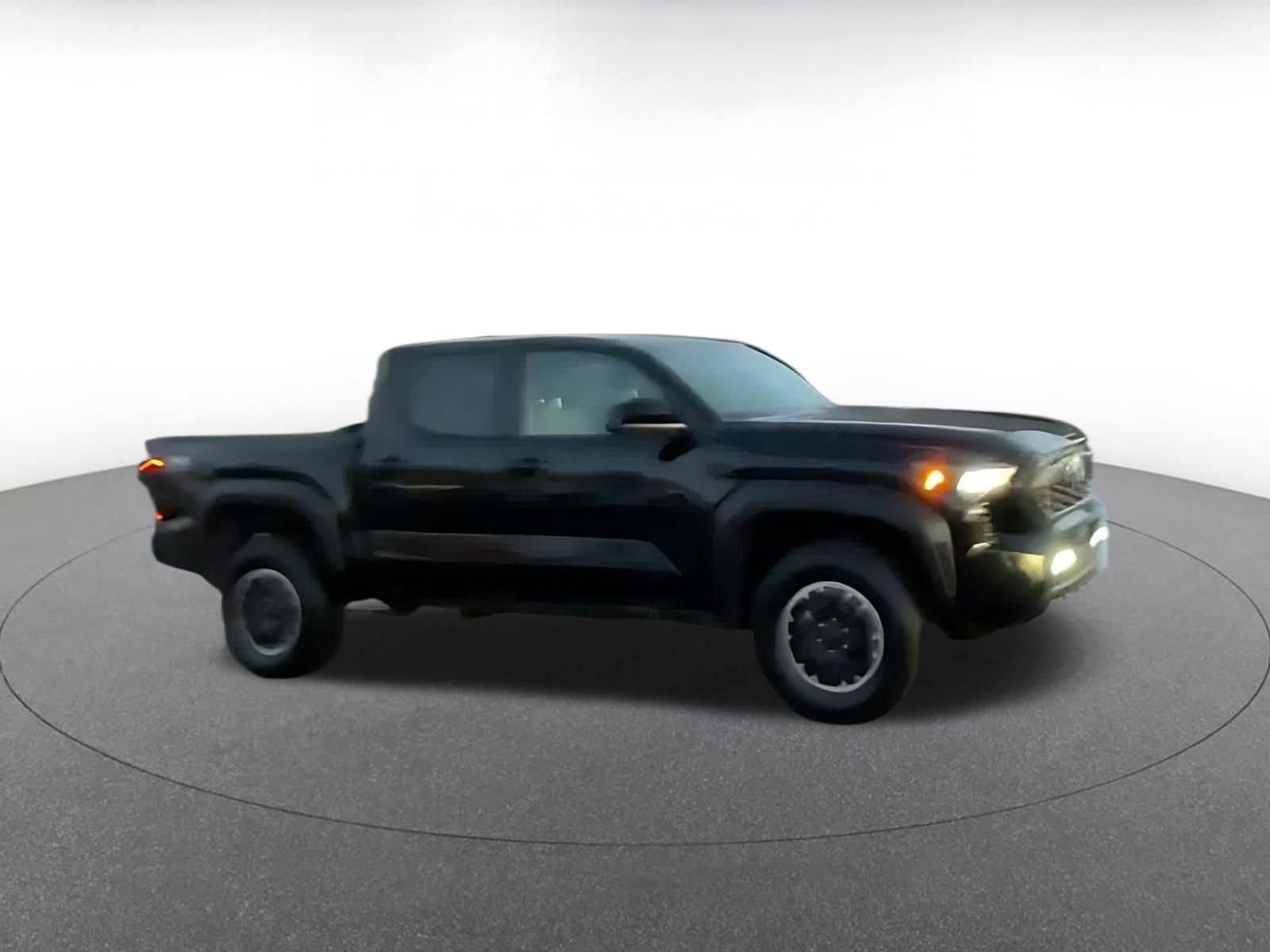 Thumbnail: 2025 Toyota Tacoma - 2