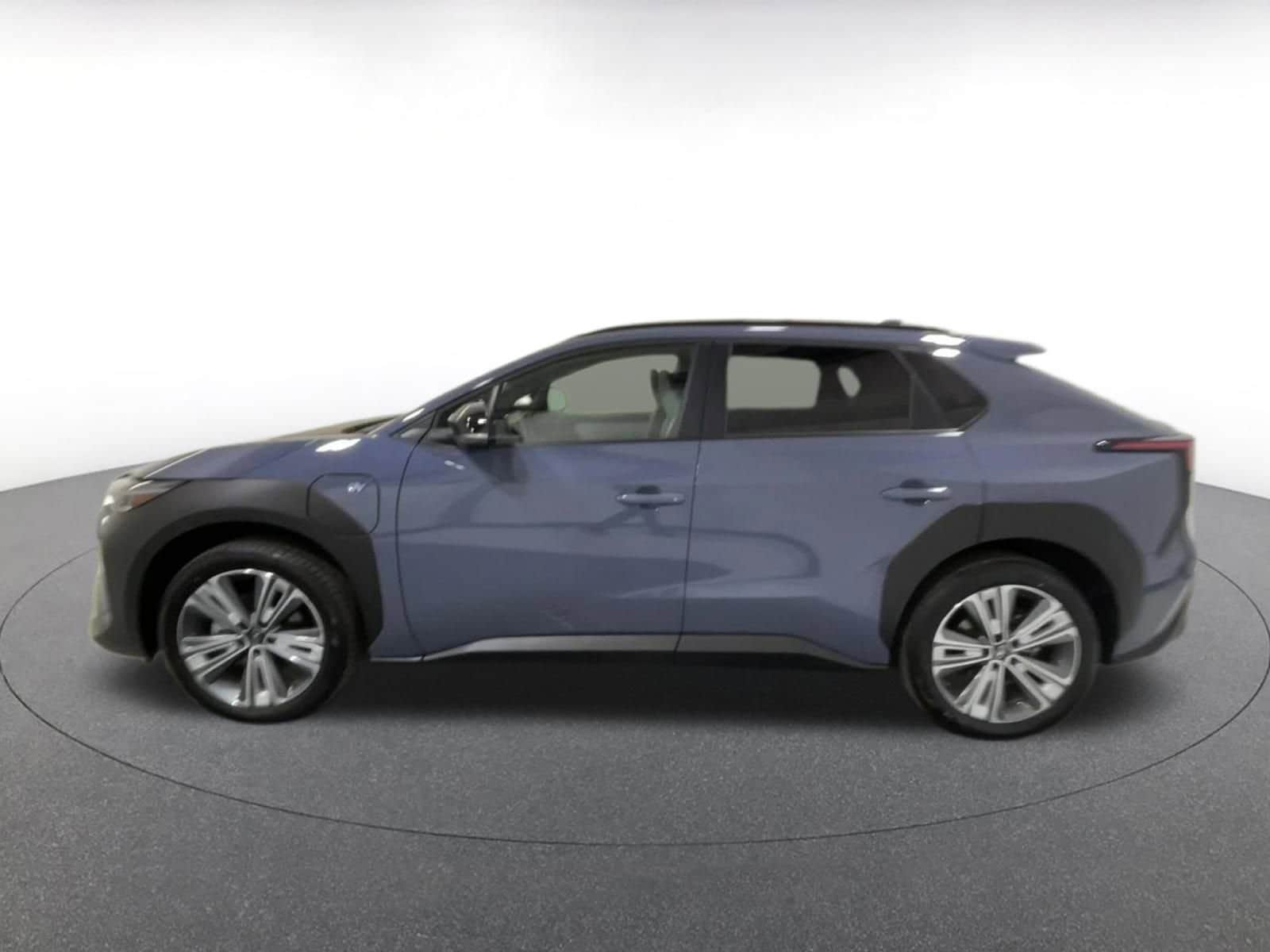 Thumbnail: 2023 Subaru Solterra - 8