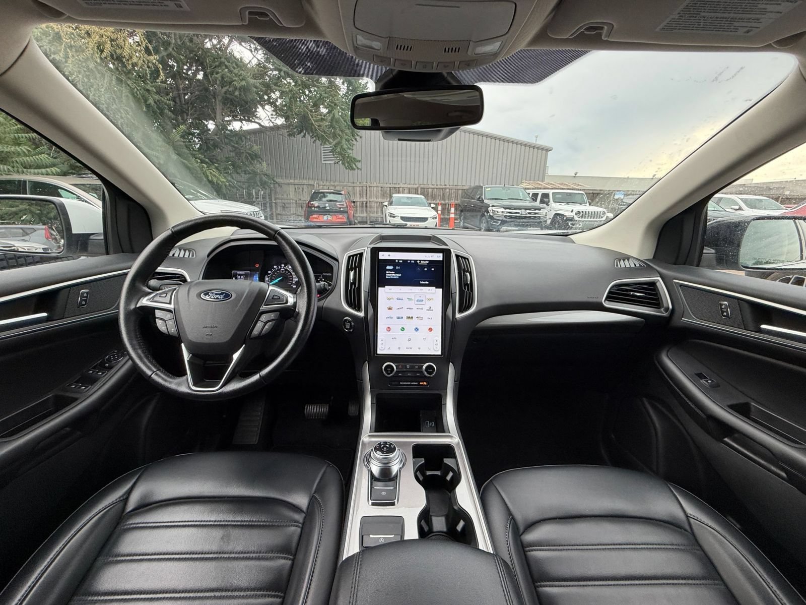 Thumbnail: 2024 Ford Edge - 32