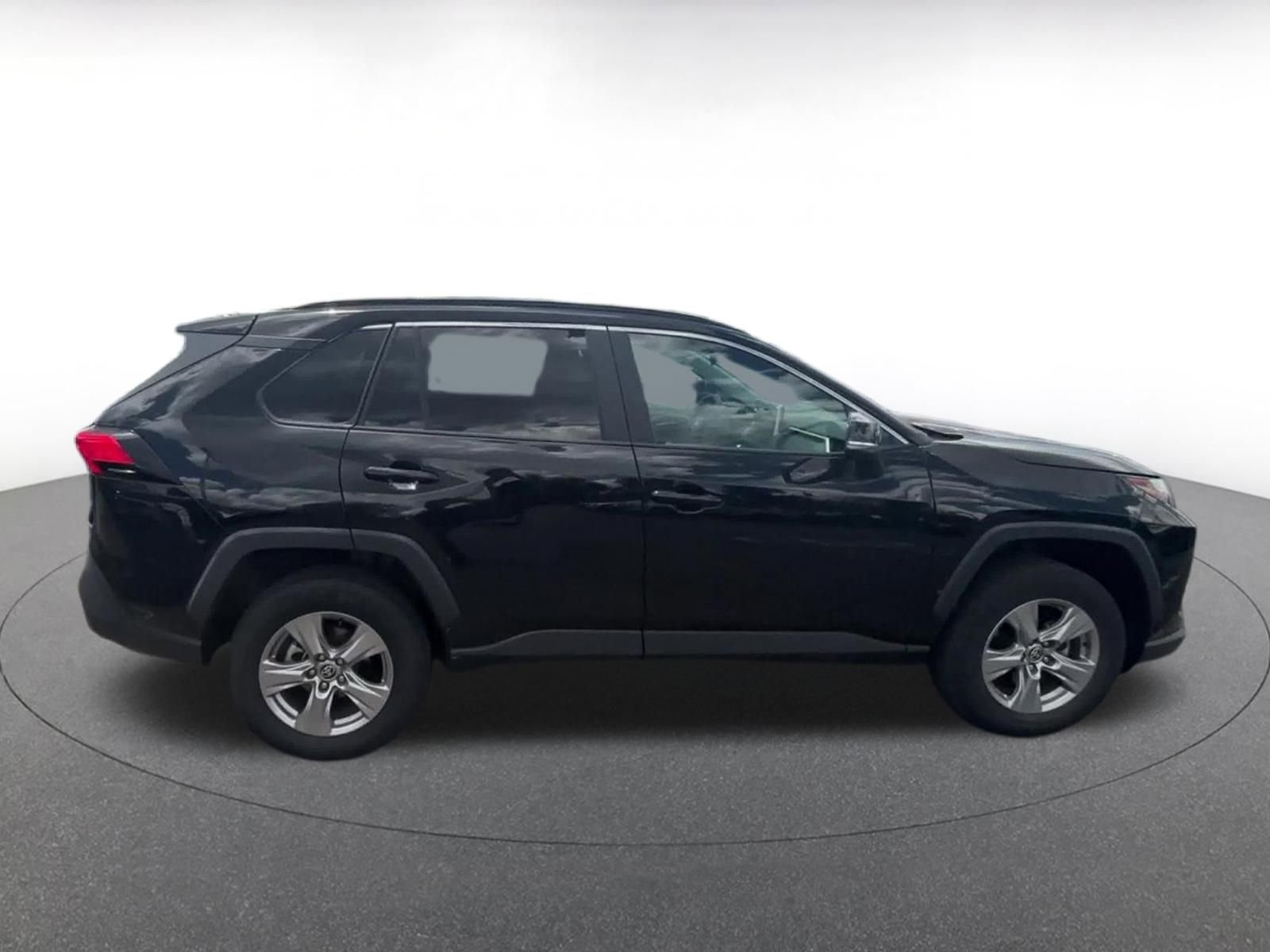 Thumbnail: 2025 Toyota RAV4 - 16
