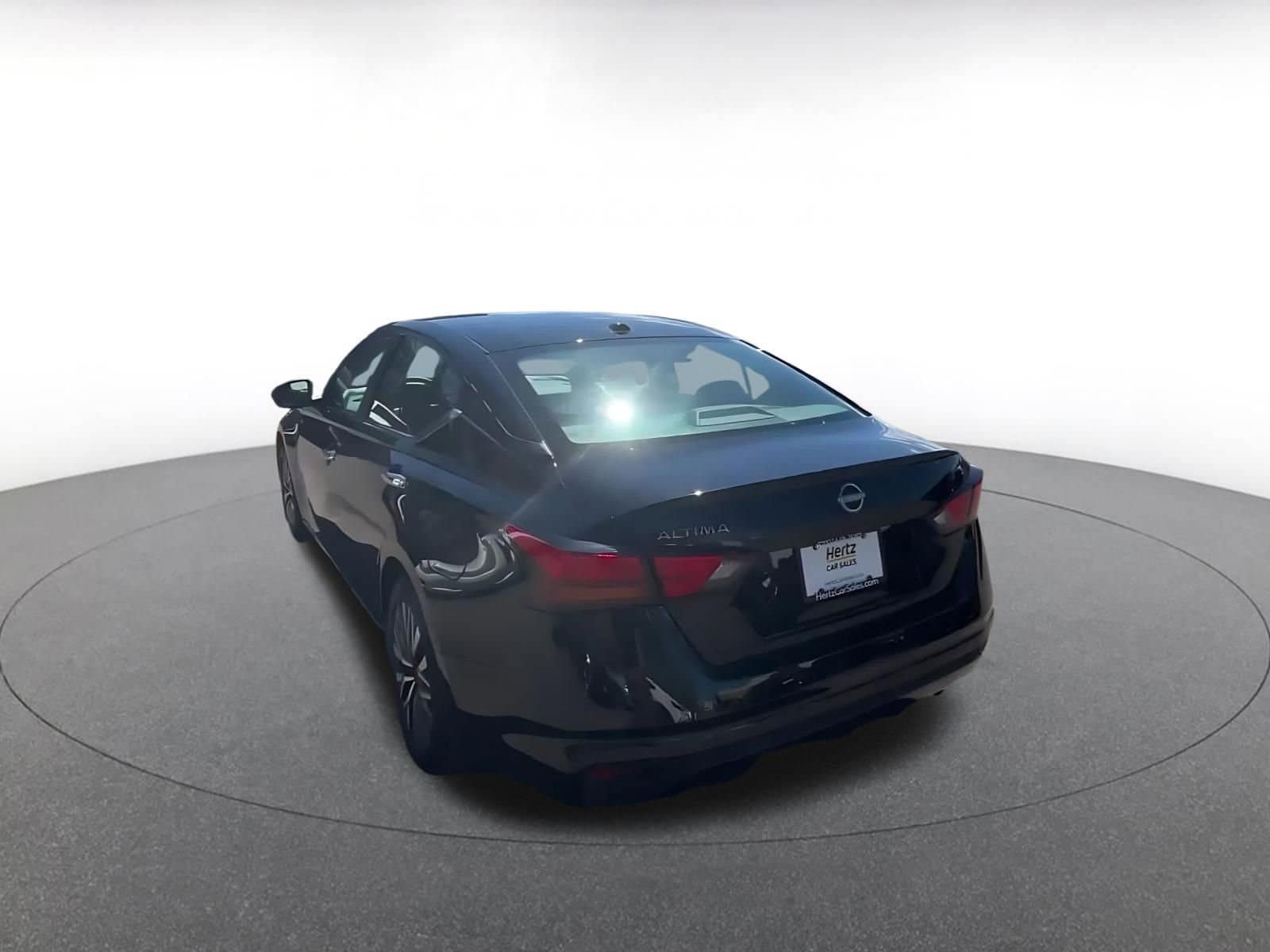Thumbnail: 2025 Nissan Altima - 10