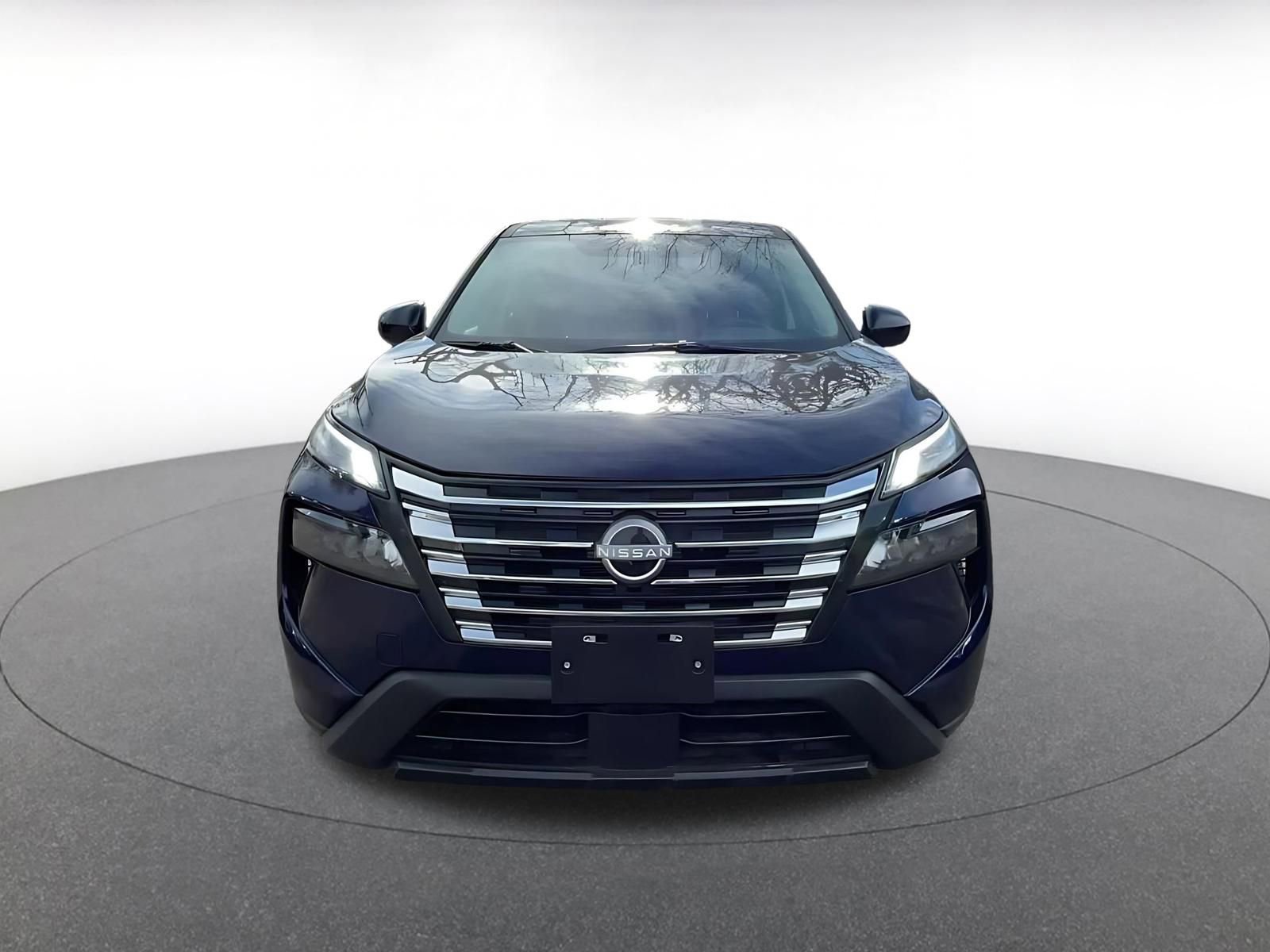 Thumbnail: 2025 Nissan Rogue - 4