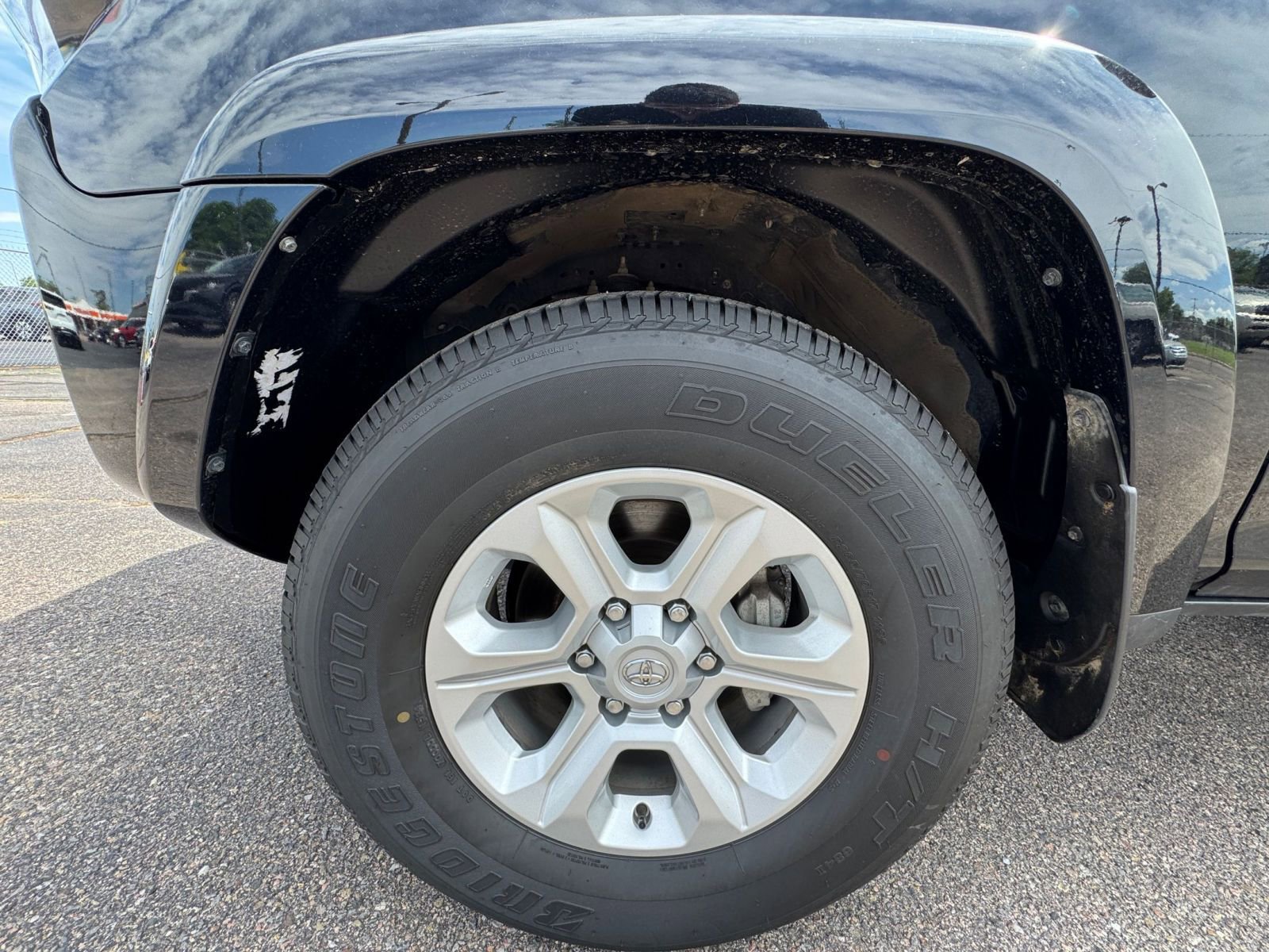 2024 Toyota 4Runner SR5 30