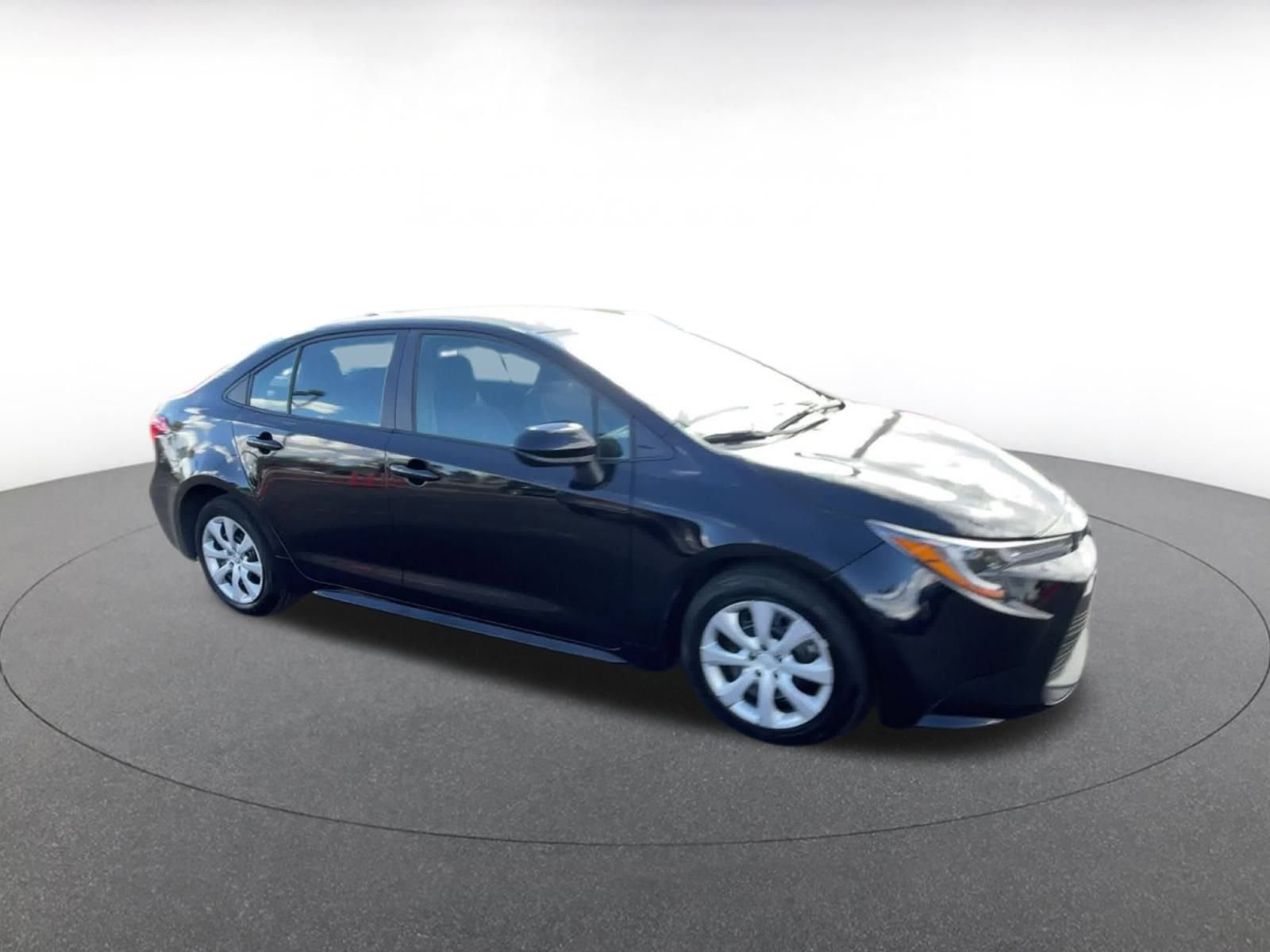 Thumbnail: 2024 Toyota Corolla - 2