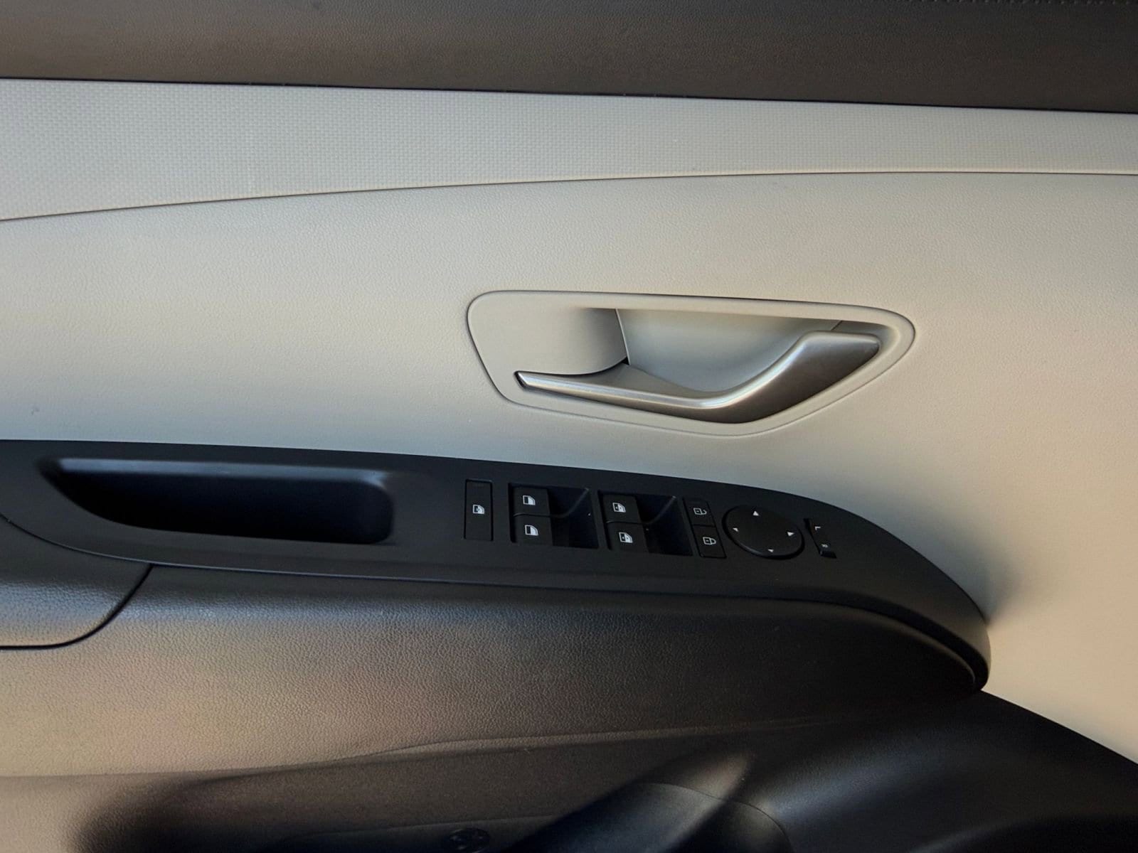 Thumbnail: 2025 Hyundai Tucson - 18