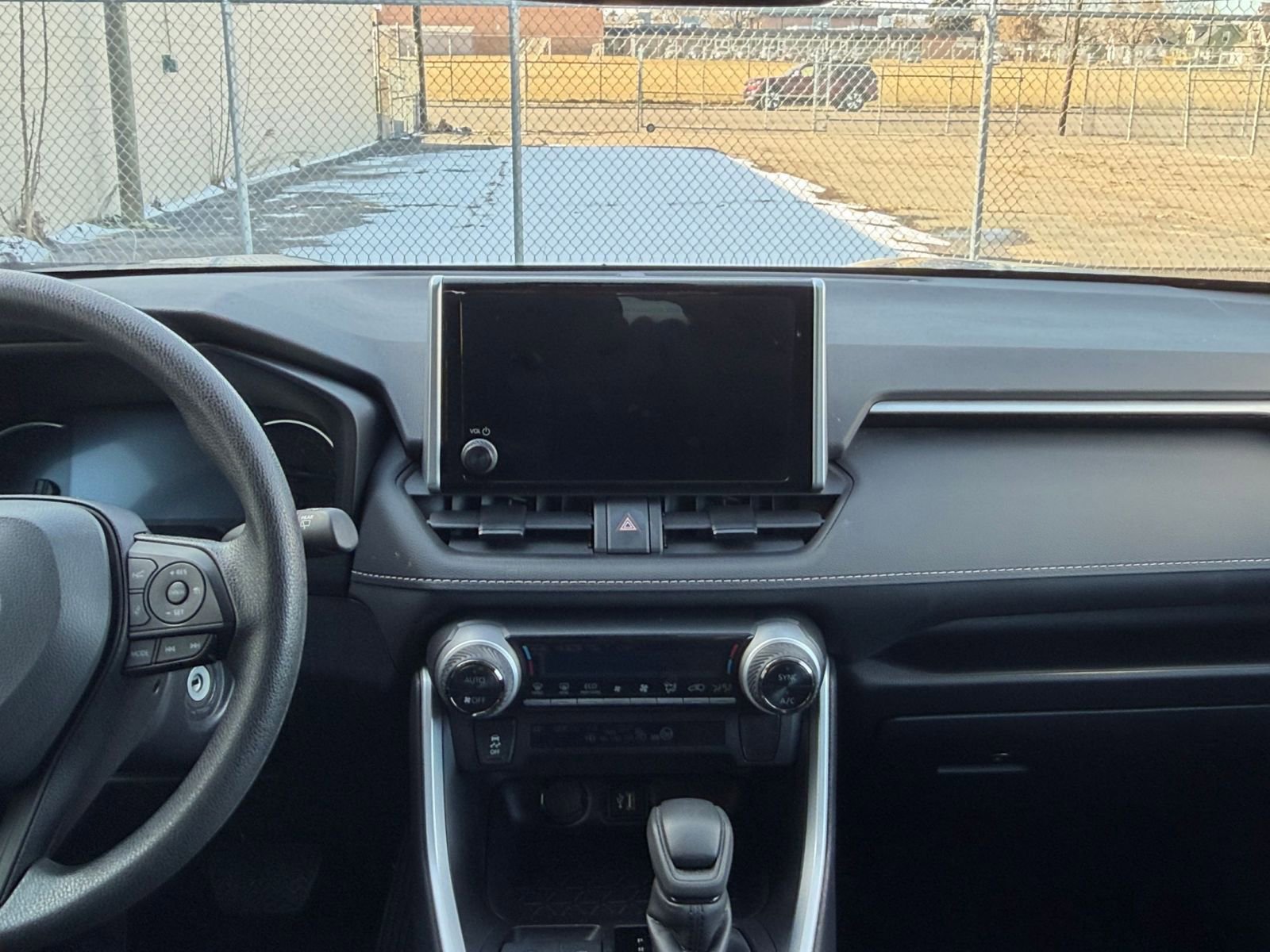 Thumbnail: 2025 Toyota RAV4 - 17