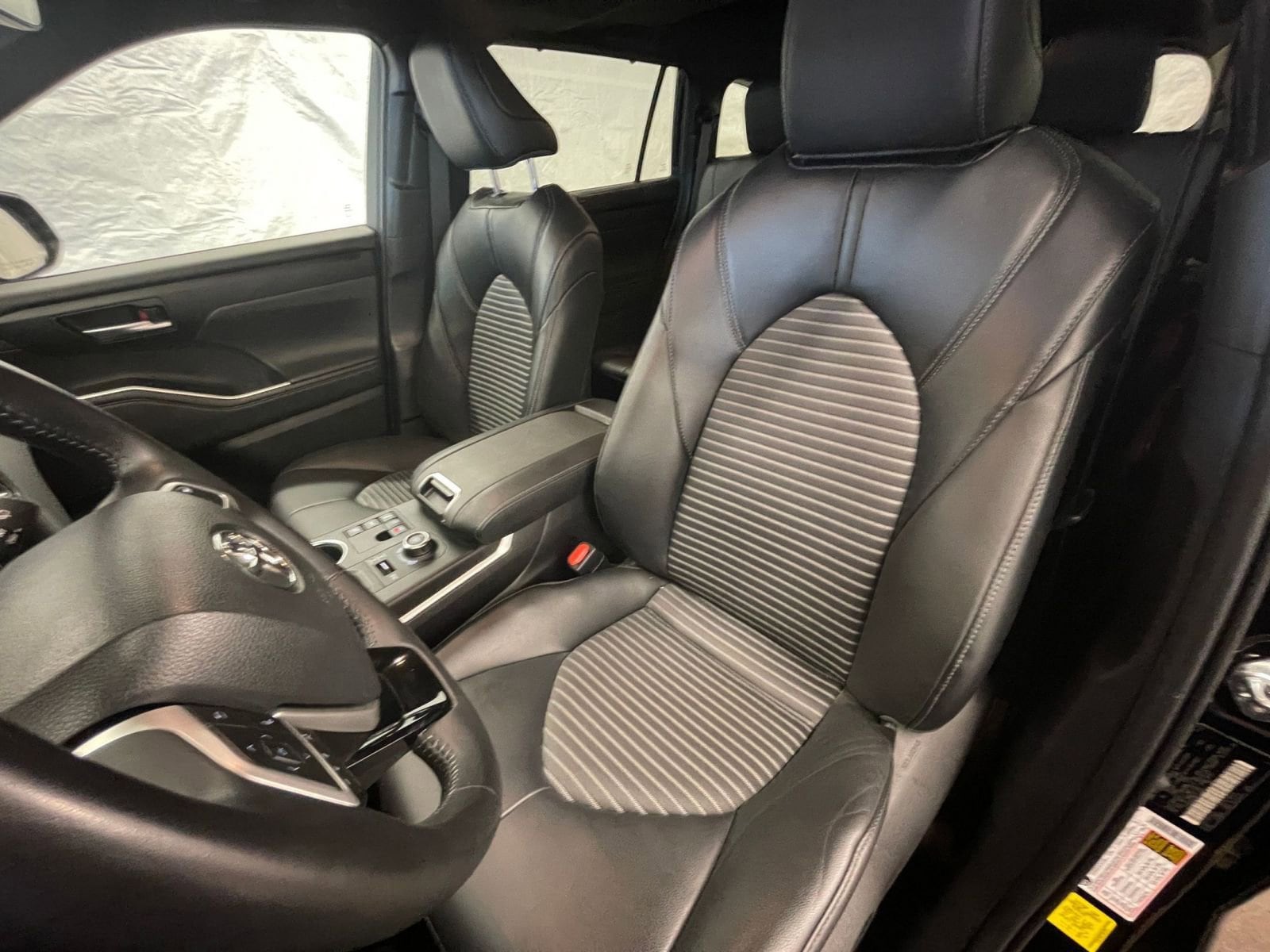 2024 Toyota Highlander XSE 35
