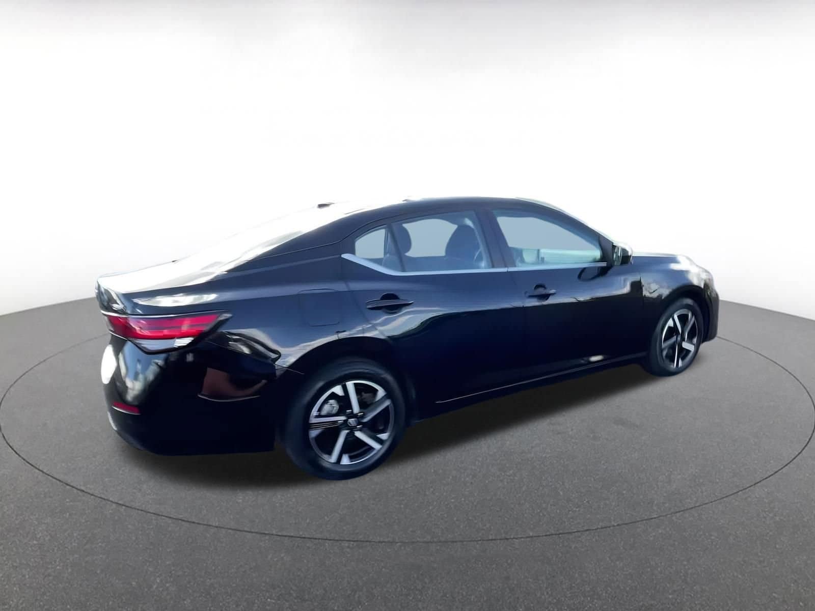 Thumbnail: 2024 Nissan Sentra - 15