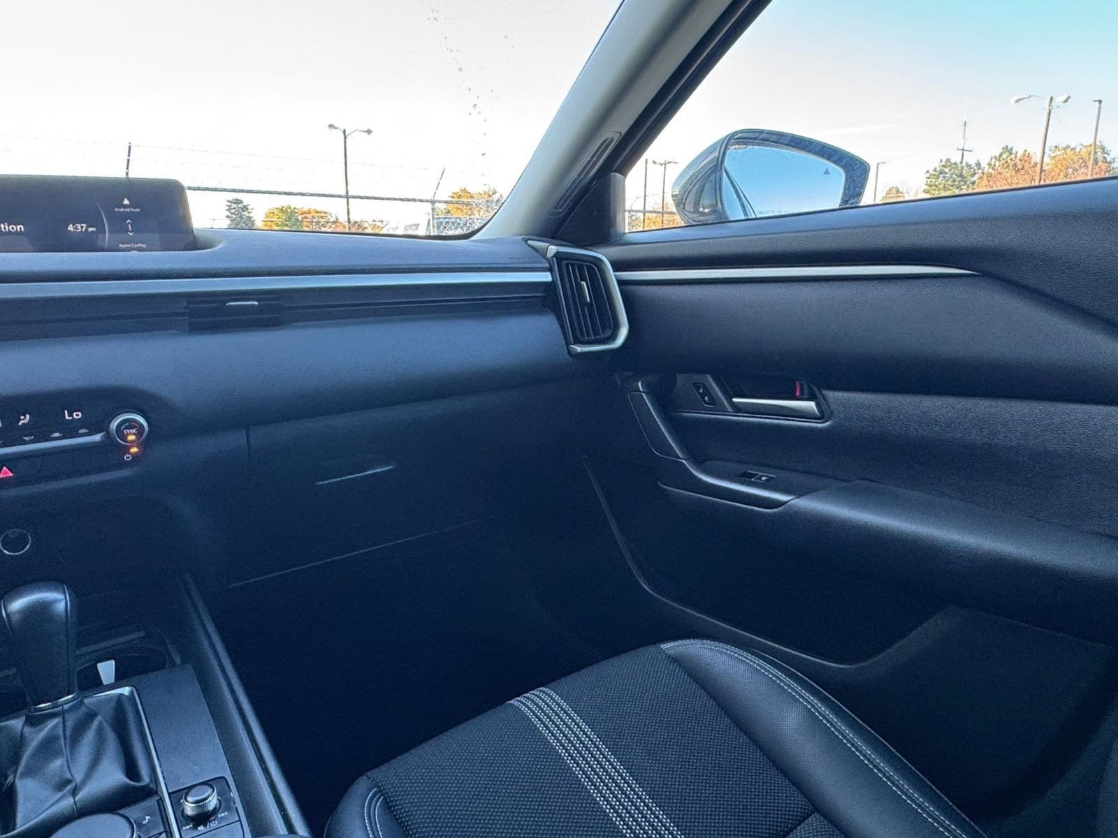 Thumbnail: 2025 Mazda CX-50 - 33