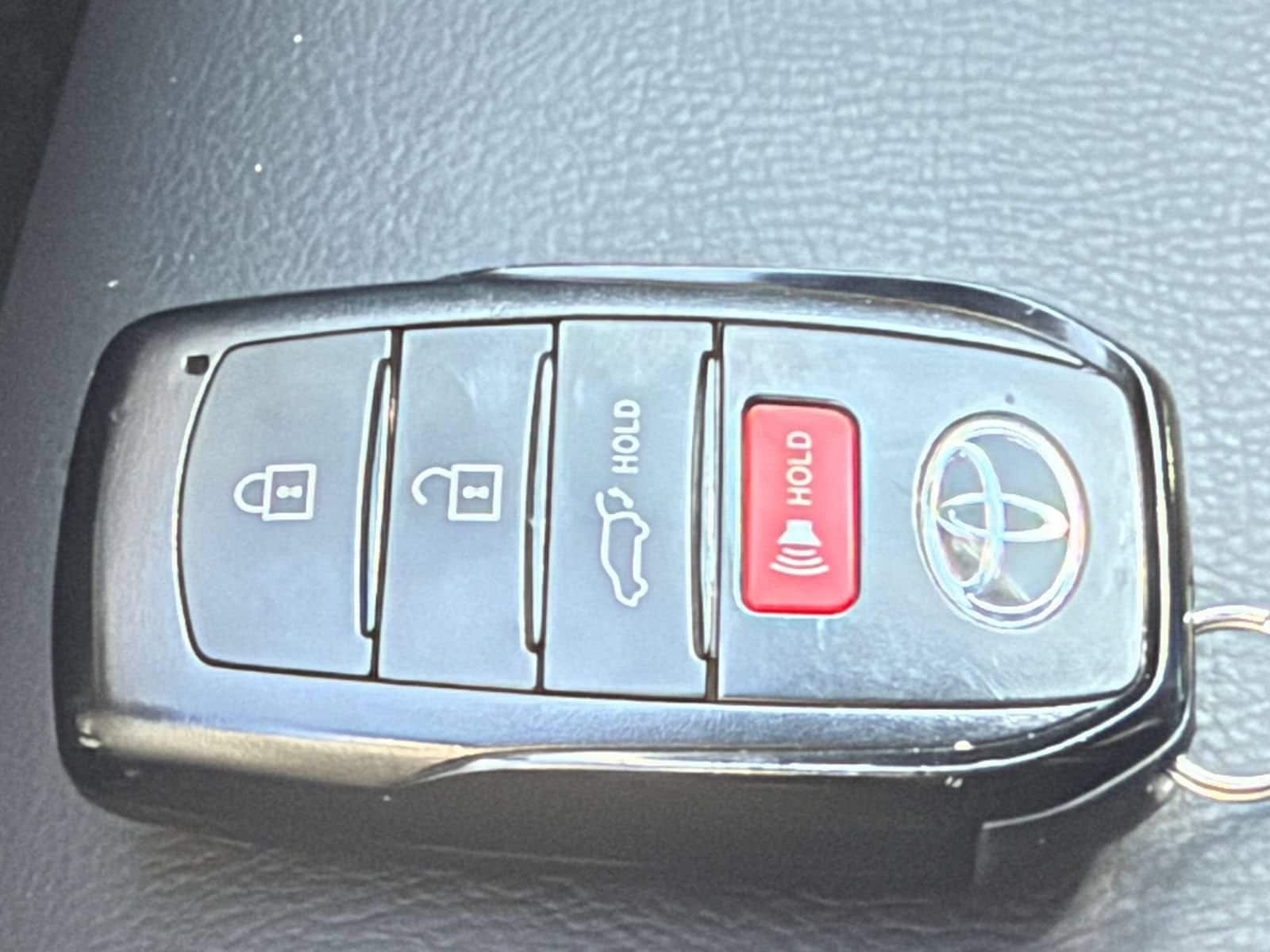 Thumbnail: 2025 Toyota Highlander - 21