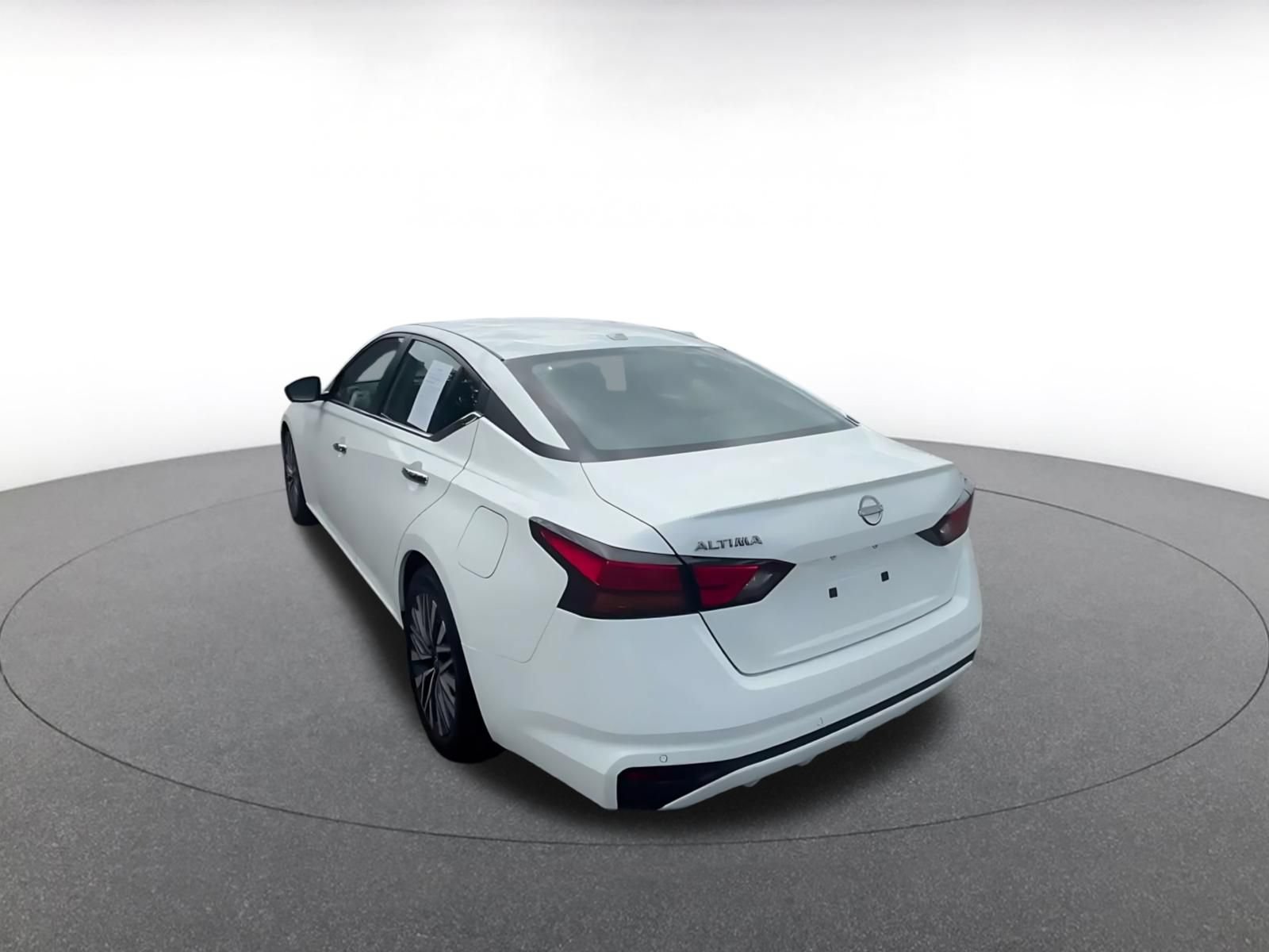 Thumbnail: 2025 Nissan Altima - 11
