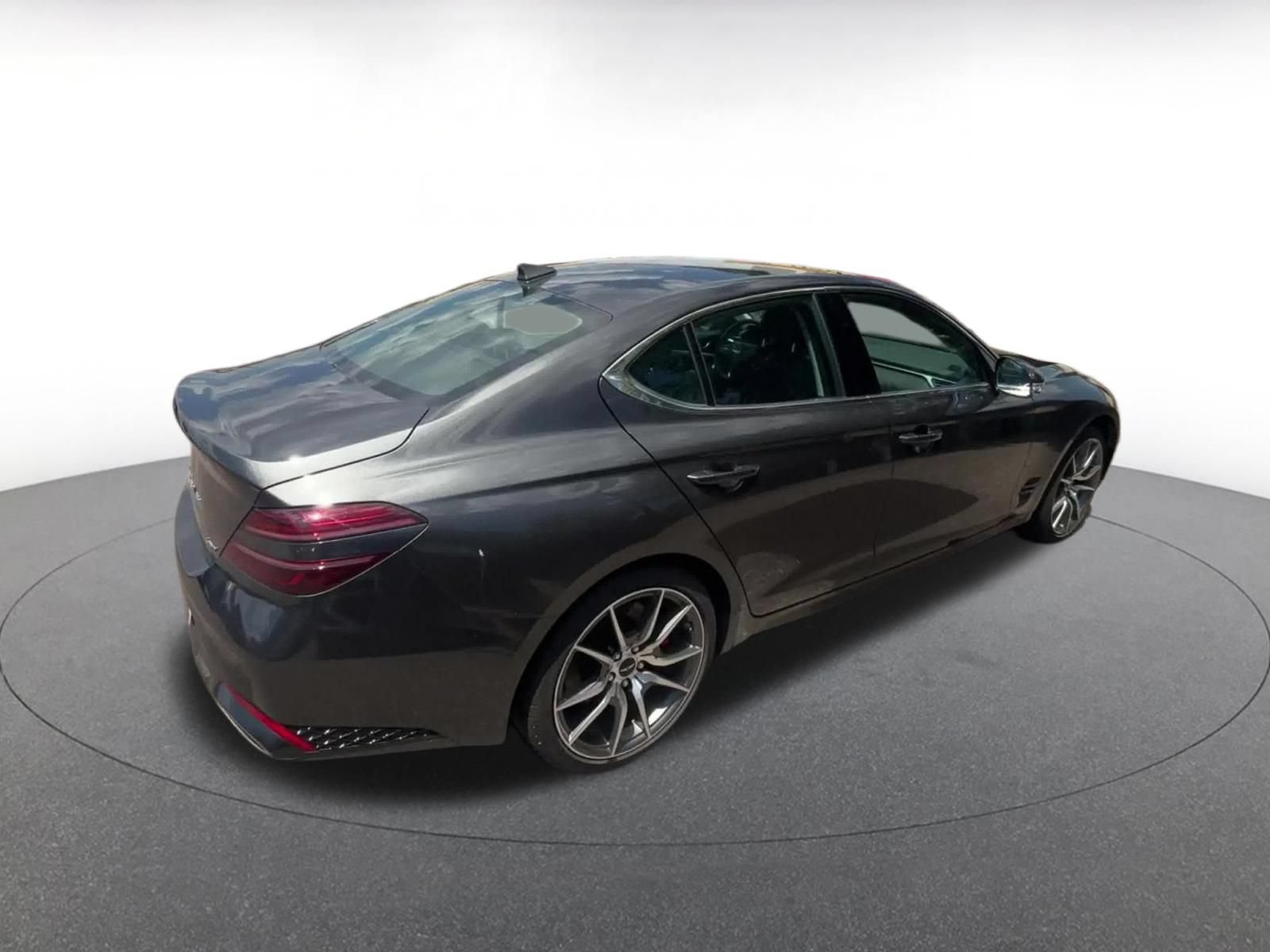 Thumbnail: 2025 Genesis G70 - 14