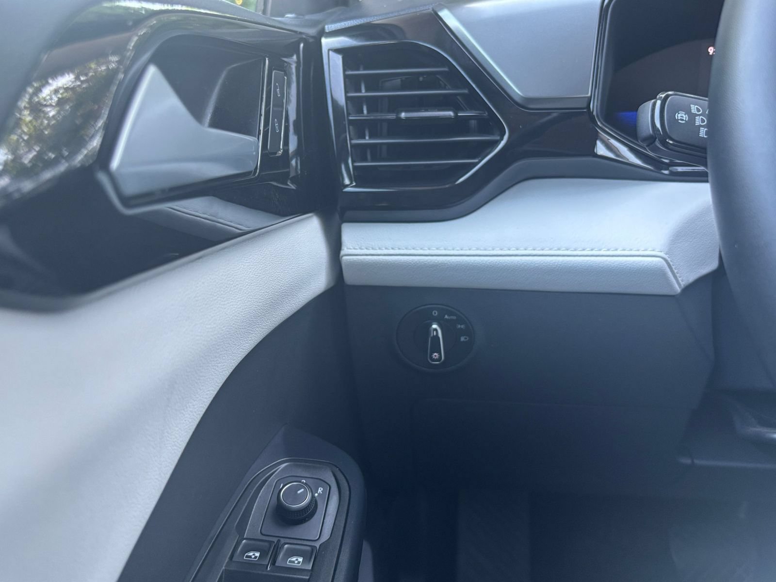 Thumbnail: 2026 Volkswagen Taos - 31