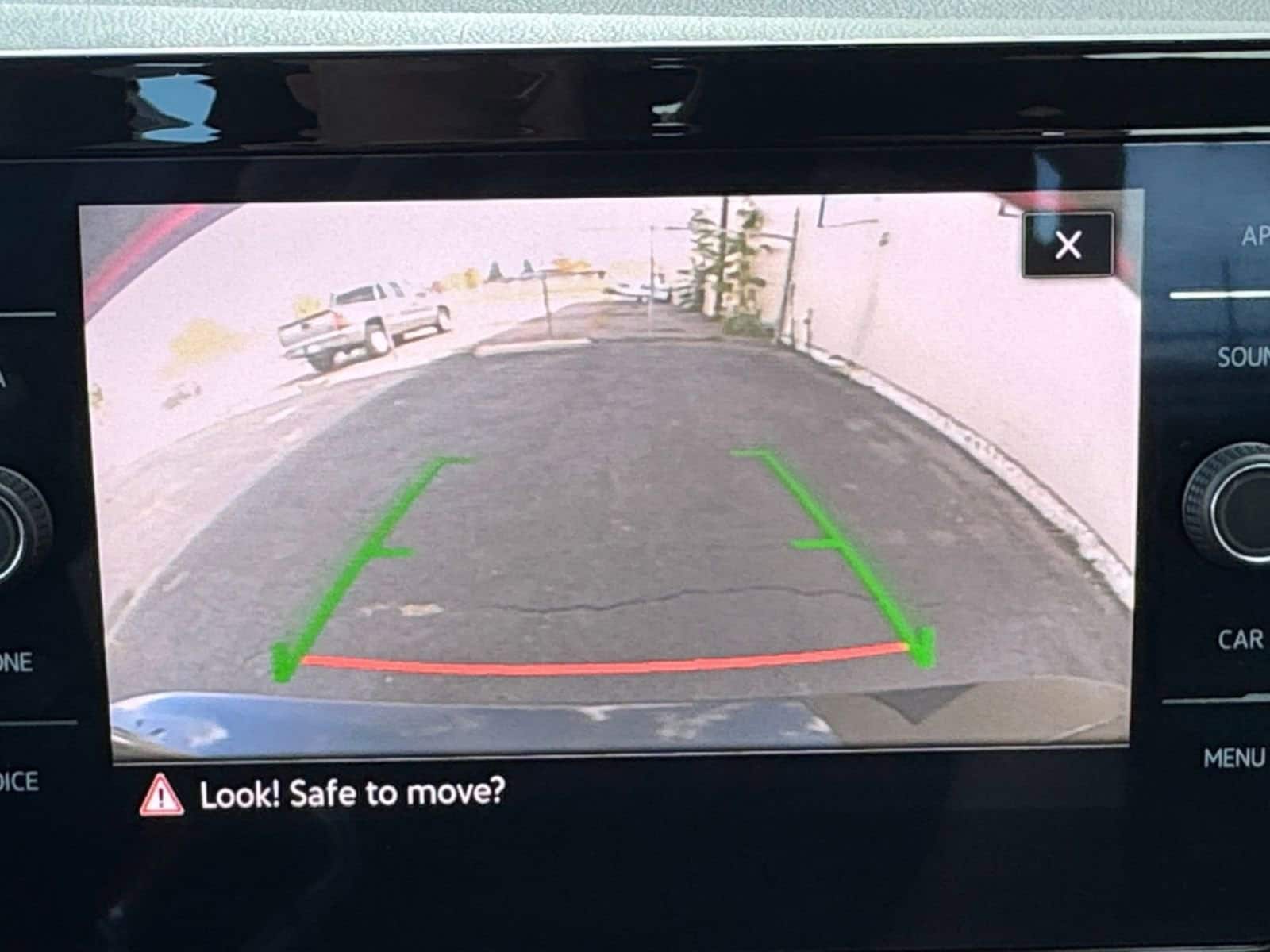 Thumbnail: 2025 Volkswagen Jetta - 17