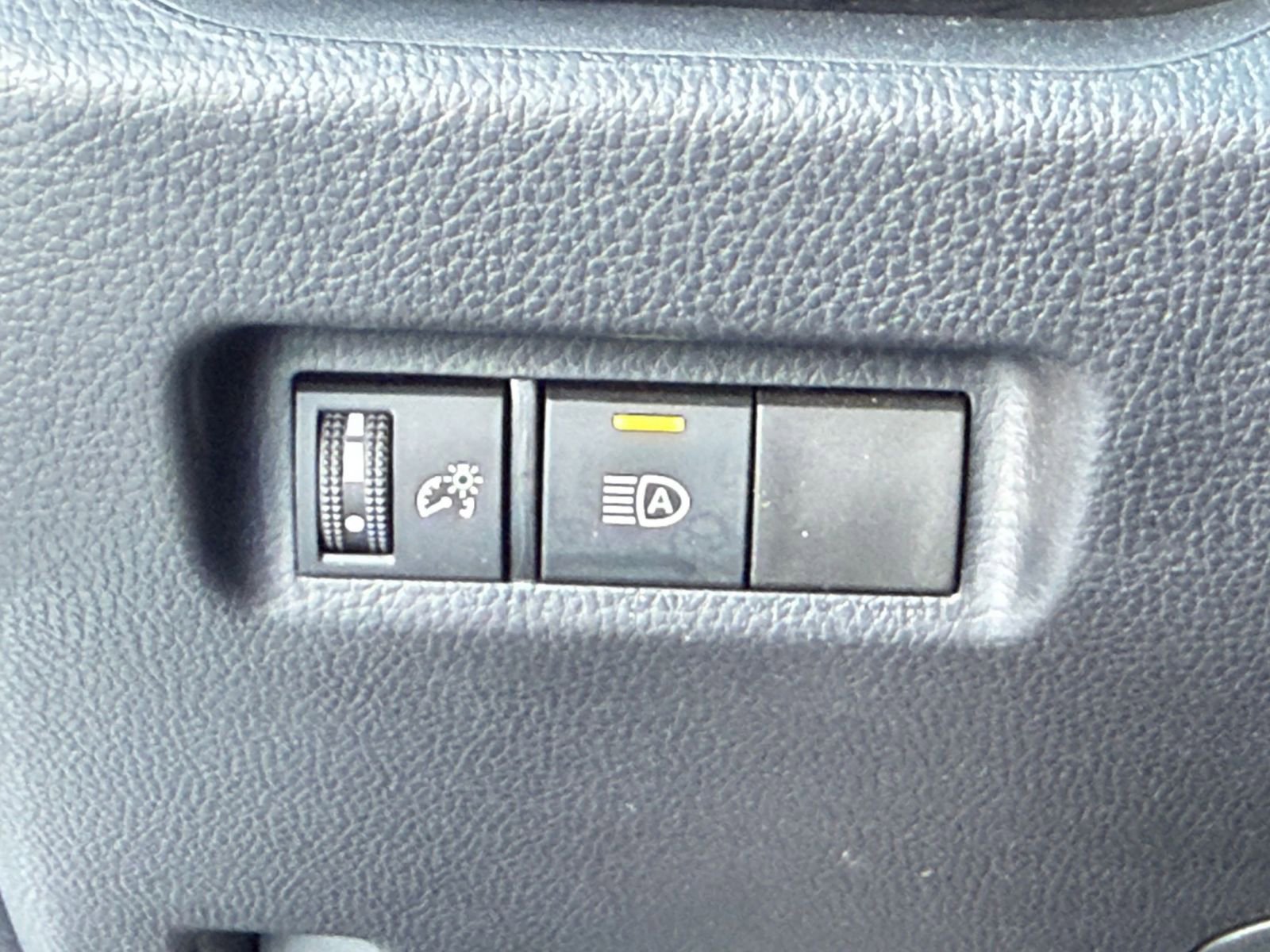 Thumbnail: 2025 Toyota RAV4 - 34