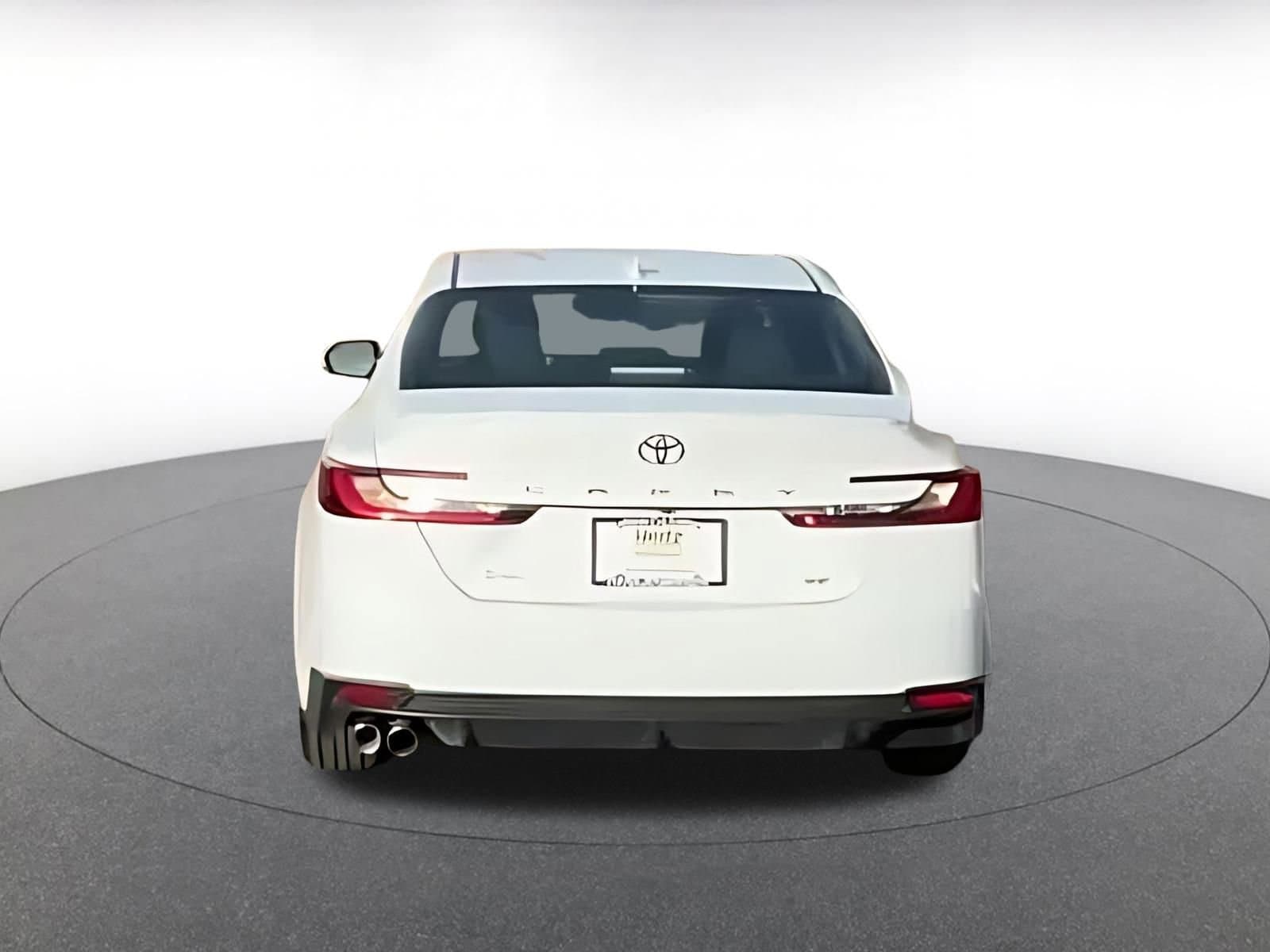 Thumbnail: 2025 Toyota Camry - 10