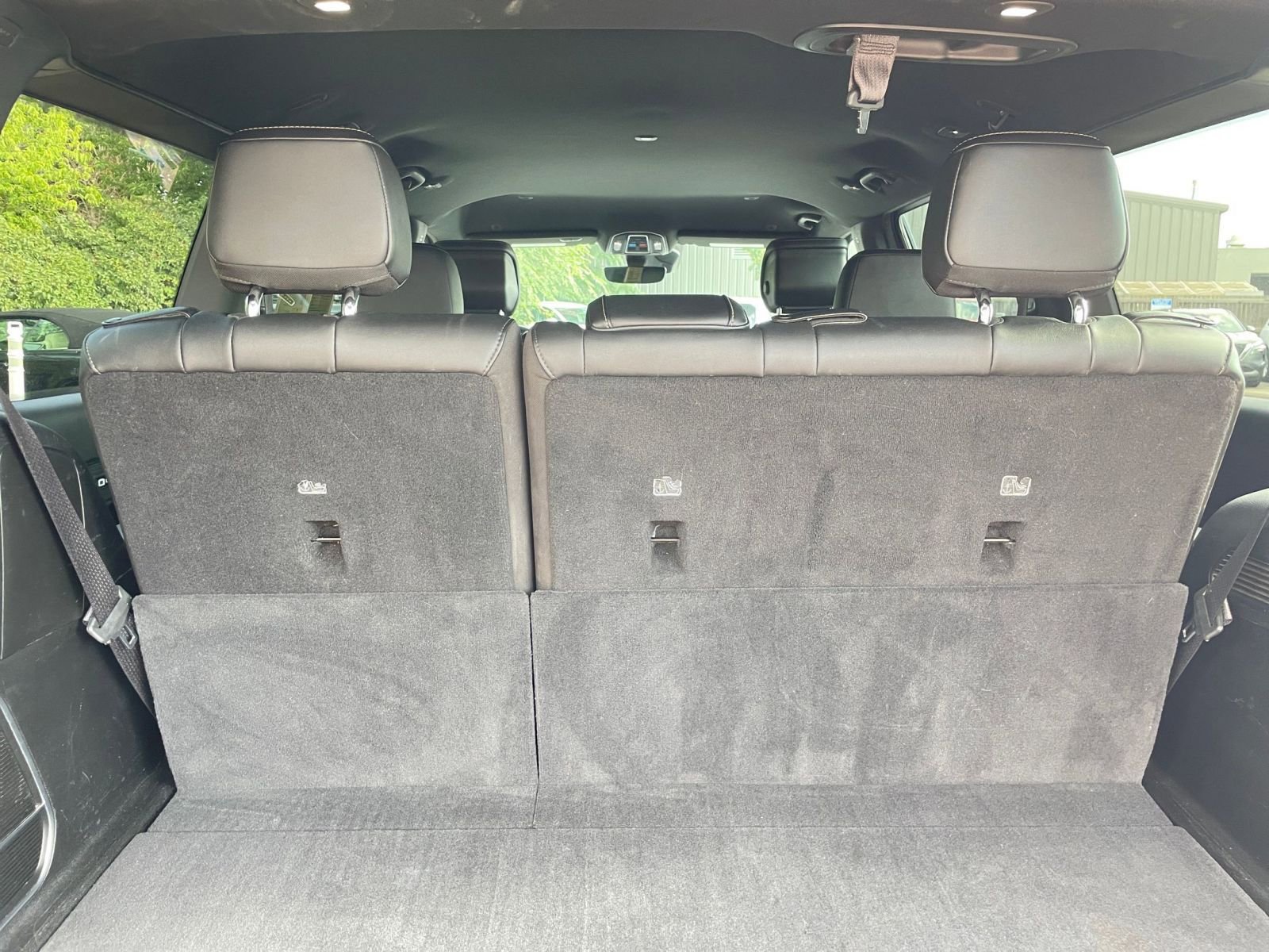 Thumbnail: 2023 Jeep Wagoneer - 32