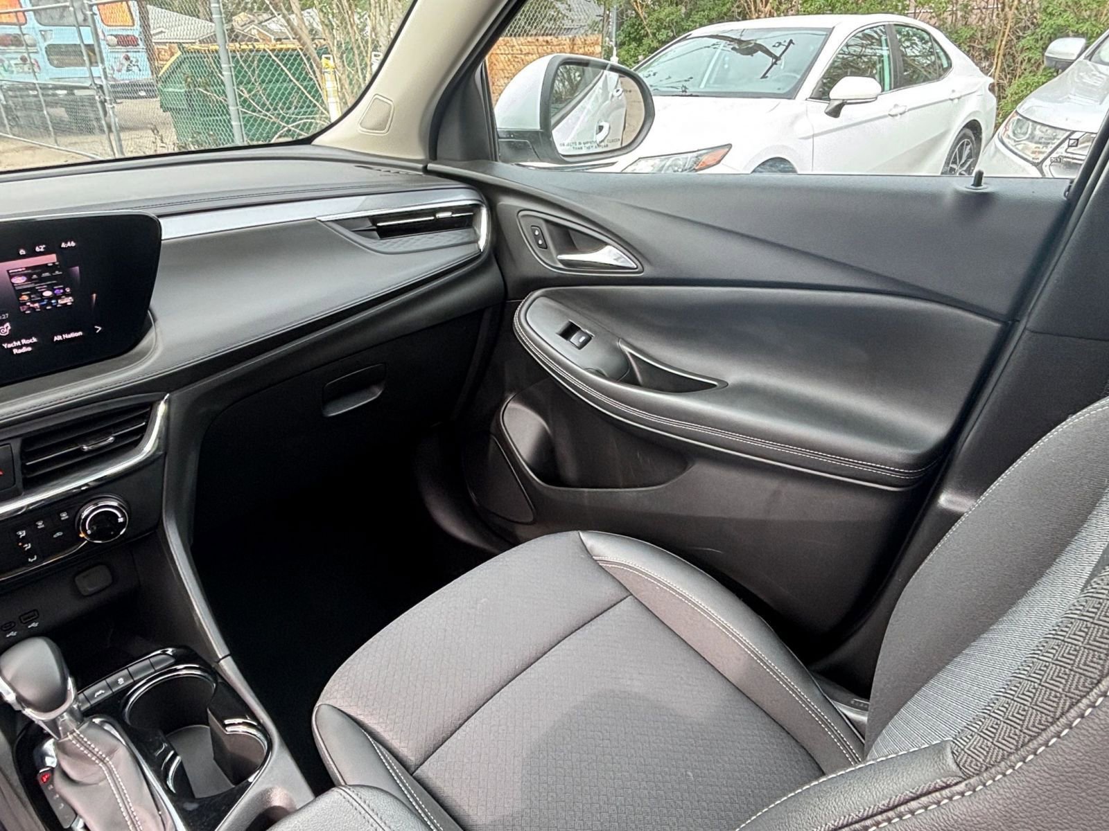 Thumbnail: 2025 Buick Encore GX - 32