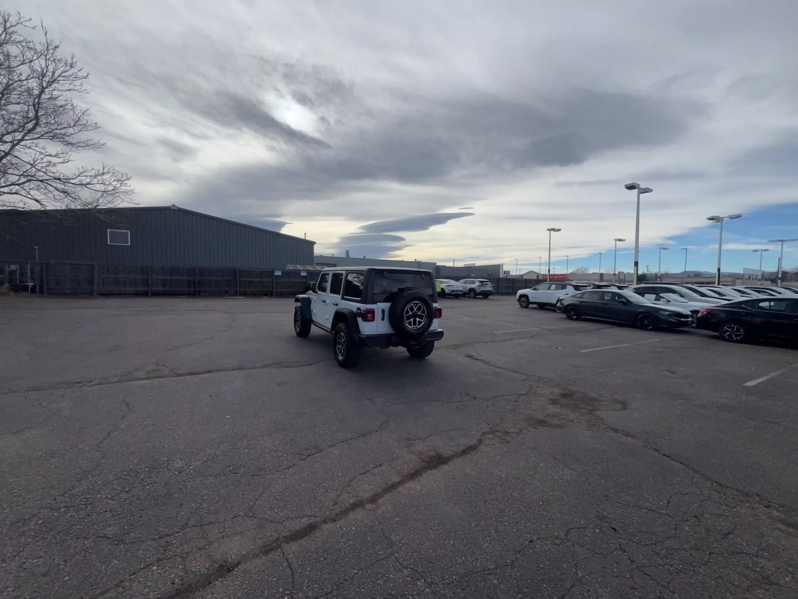 Thumbnail: 2025 Toyota RAV4 - 16