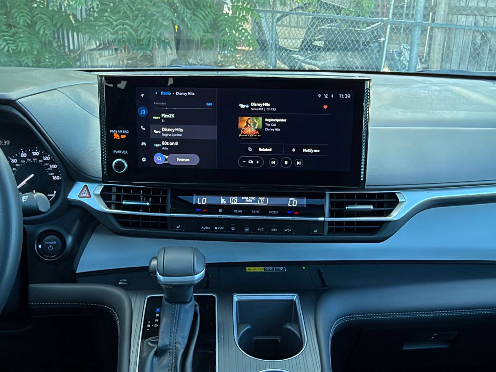 Thumbnail: 2025 Toyota Sienna - 16