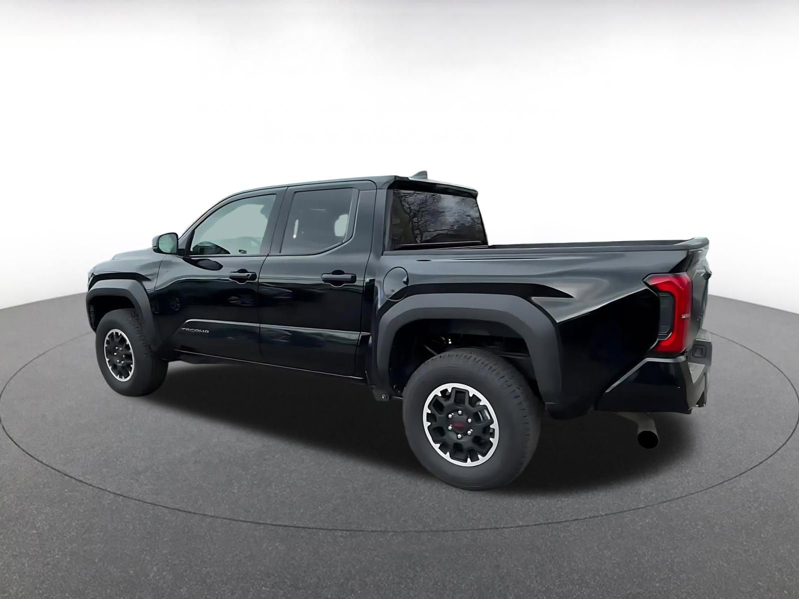 Thumbnail: 2025 Toyota Tacoma - 10