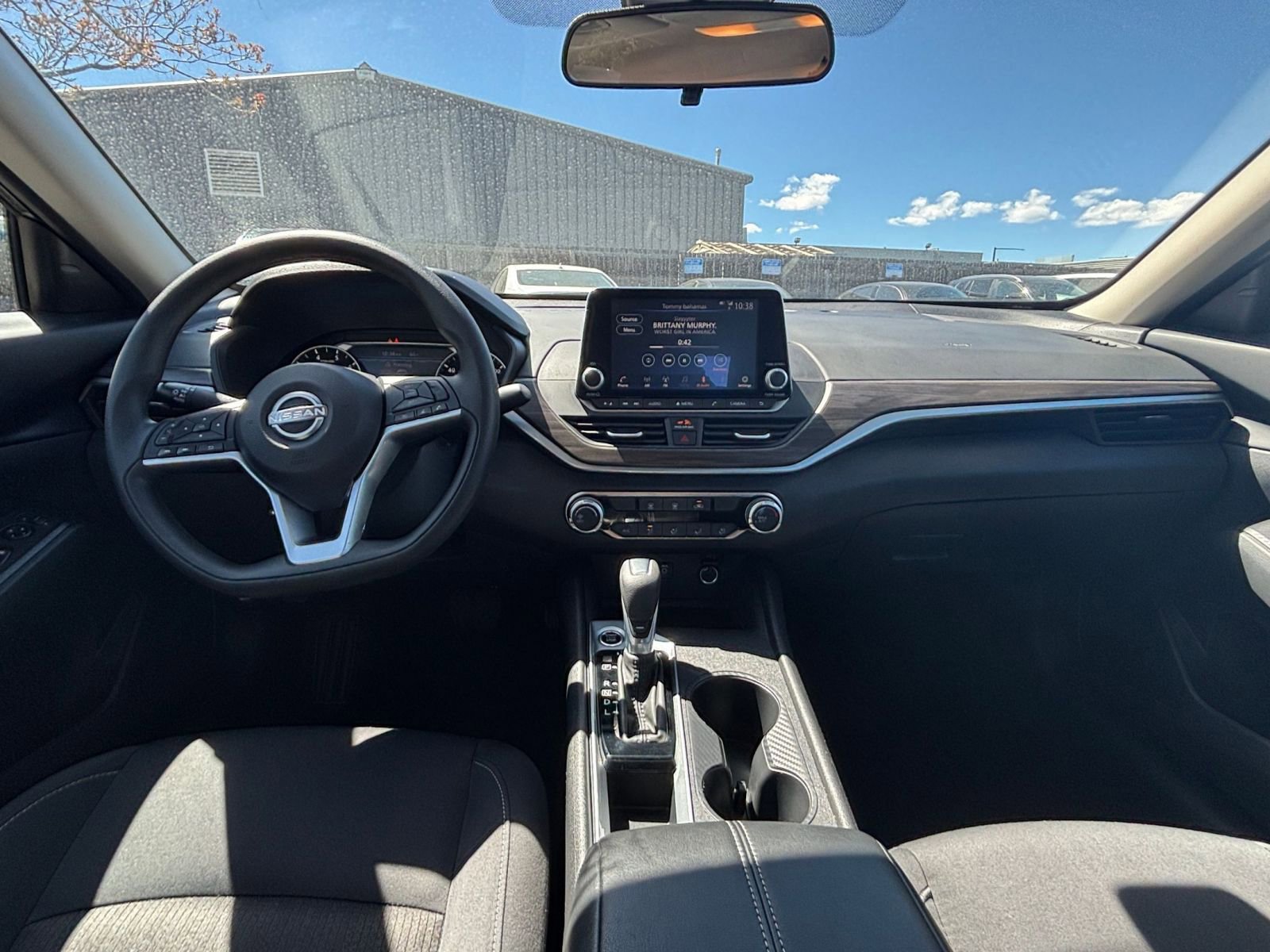 Thumbnail: 2025 Nissan Altima - 31