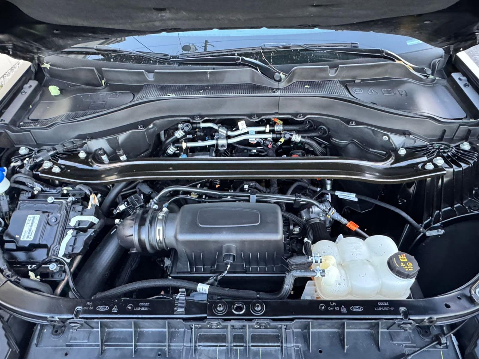 Thumbnail: 2024 Ford Explorer - 32